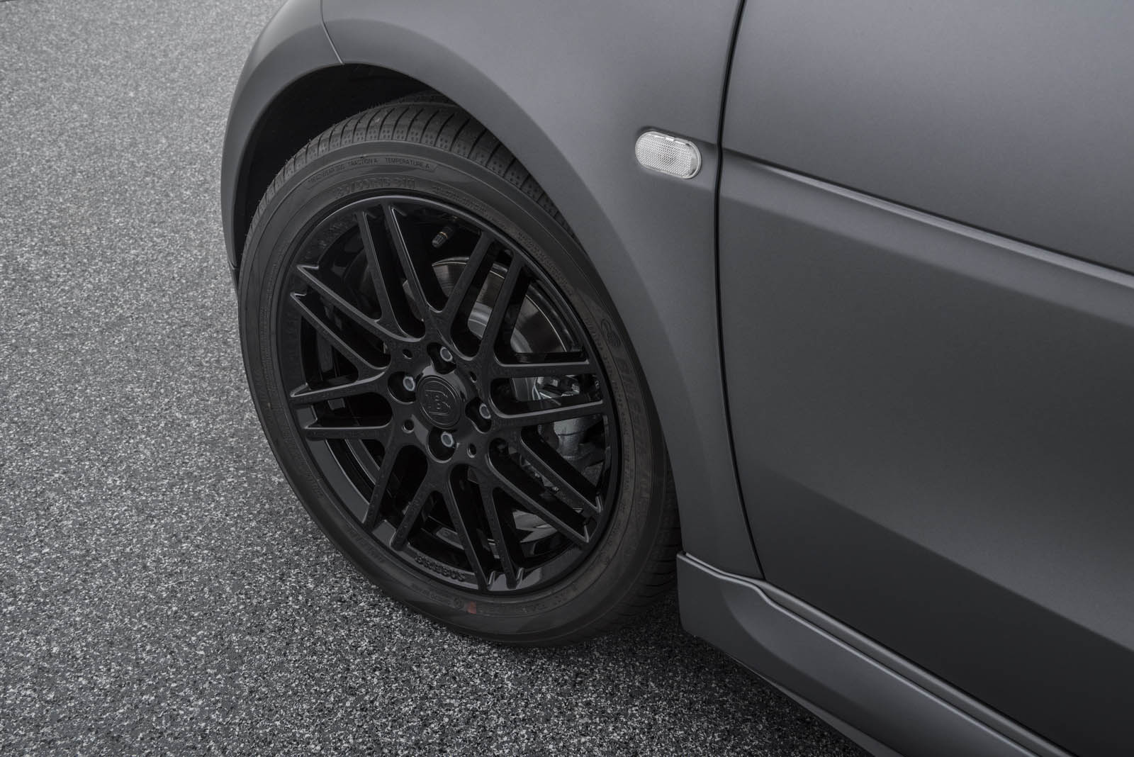 BRABUS-125R-b18aa0259 Brabus 125R Is The Mighty Mouse Of Smart Fortwo Cabrios With Almost Double The Power