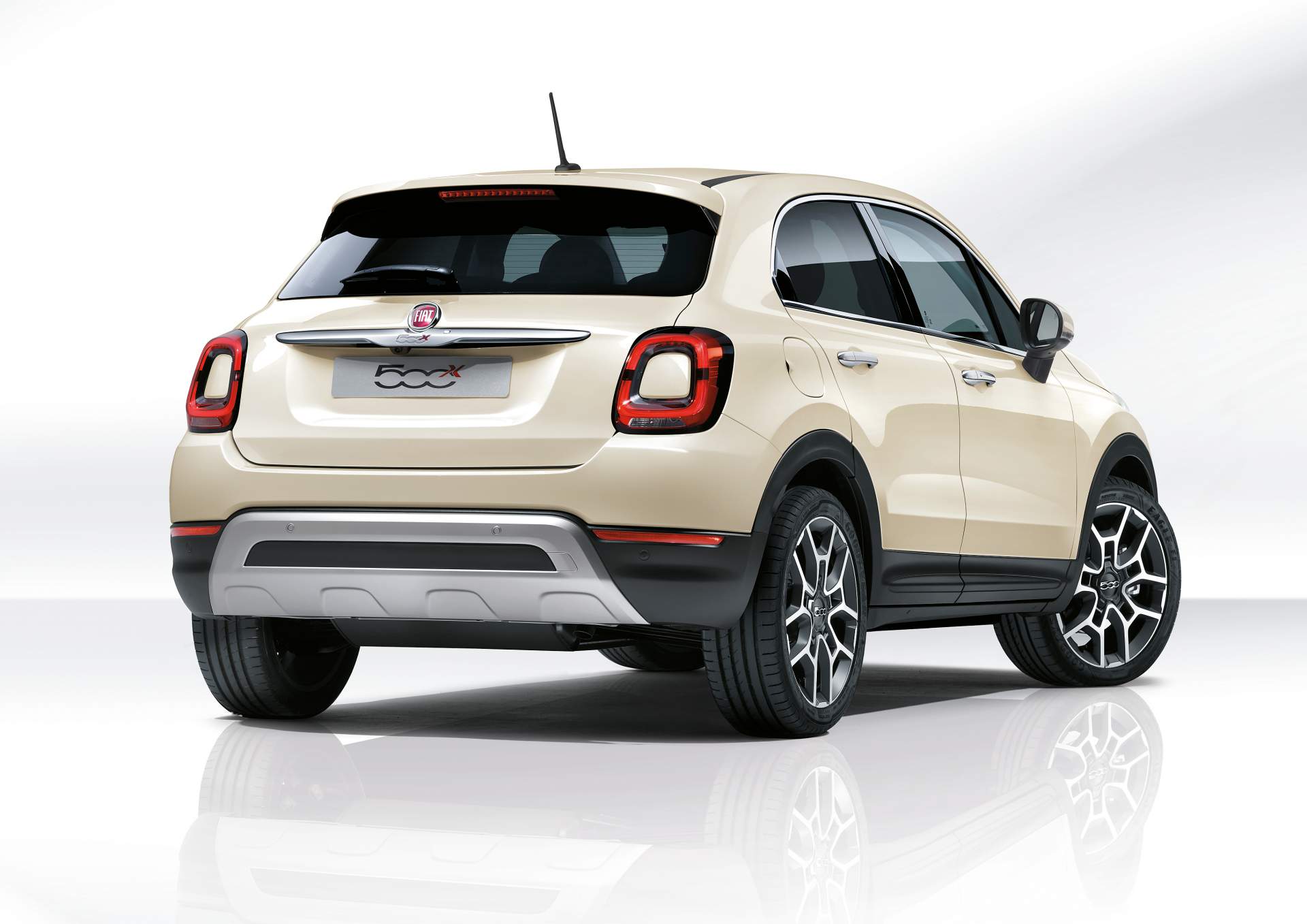 2019-Fiat-500X-29 2019 Fiat 500X Breaks Cover With New Turbo Engines, Subtle Design Tweaks