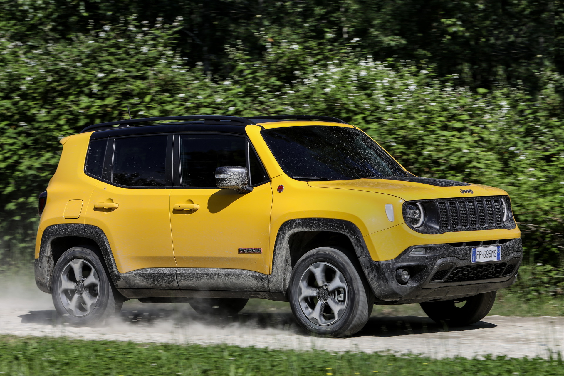2019-Jeep-Renegade-43 2019 Jeep Renegade: Here’s What The Facelifted Model Costs In The UK