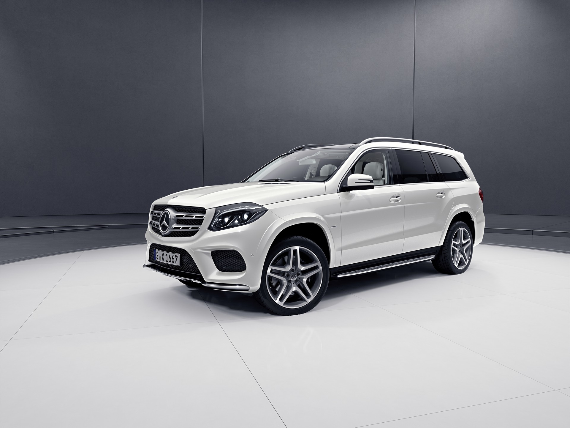 Mercedes-GLS-6 China Hits American-Made Cars With 25 Percent Tariff, Prevents Delivery Of Some Crossovers