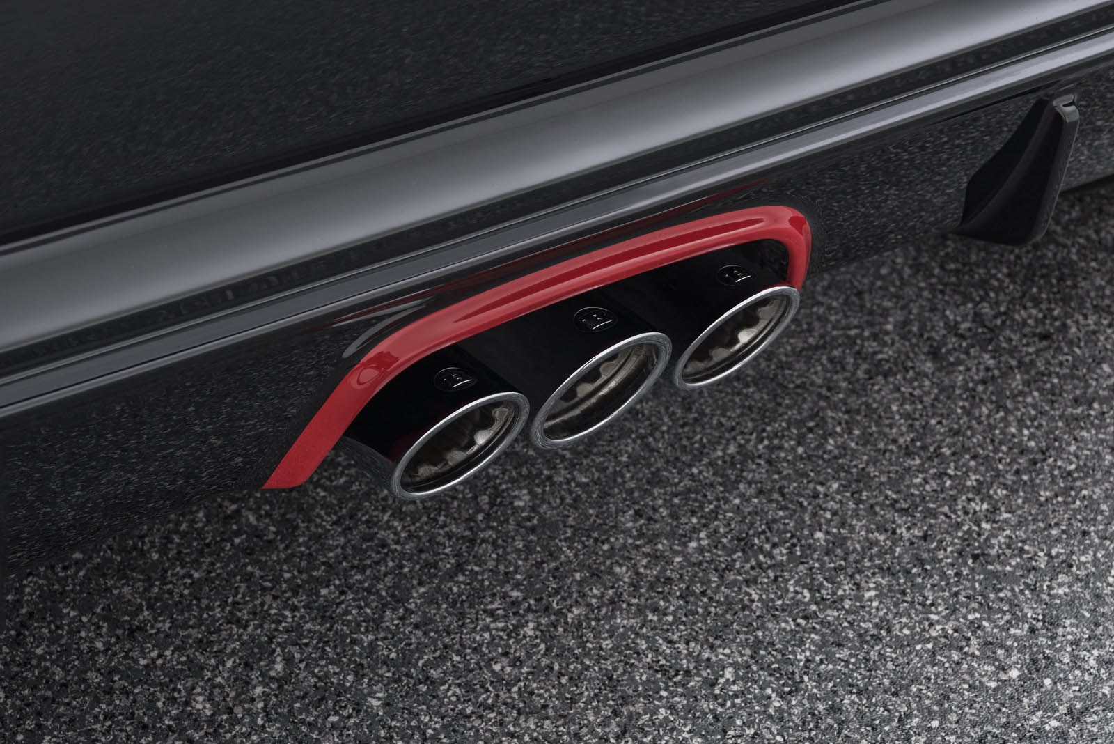 BRABUS-125R-b18aa0243 Brabus 125R Is The Mighty Mouse Of Smart Fortwo Cabrios With Almost Double The Power