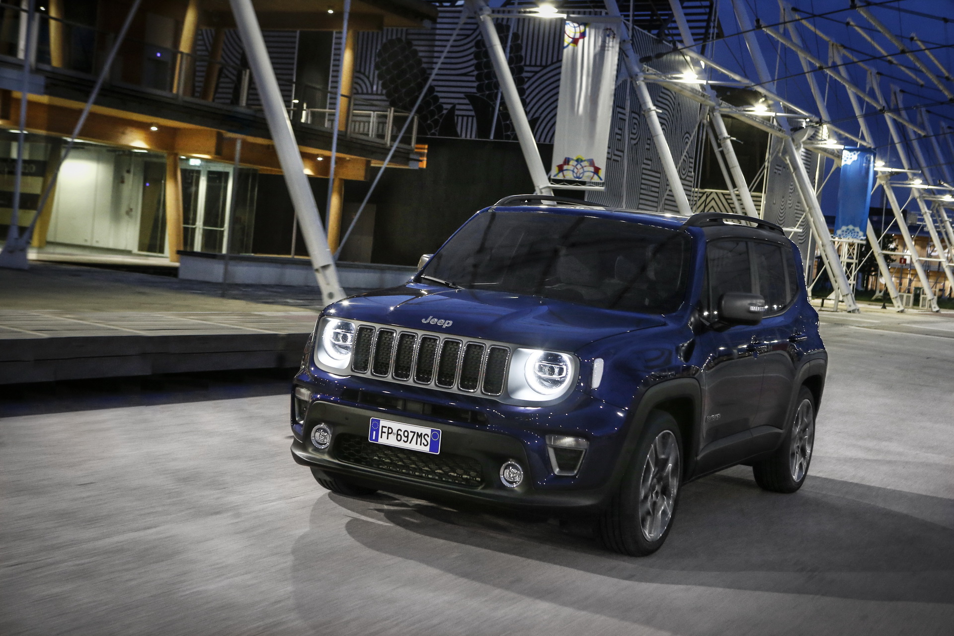 2019-Jeep-Renegade-08 2019 Jeep Renegade: Here’s What The Facelifted Model Costs In The UK