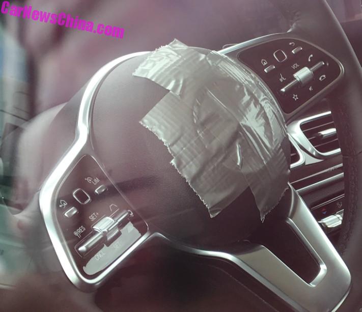 2019-mercedes-benz-gle-4 Let’s Take A Closer Look At The Interior Of The All-New Mercedes-Benz GLE