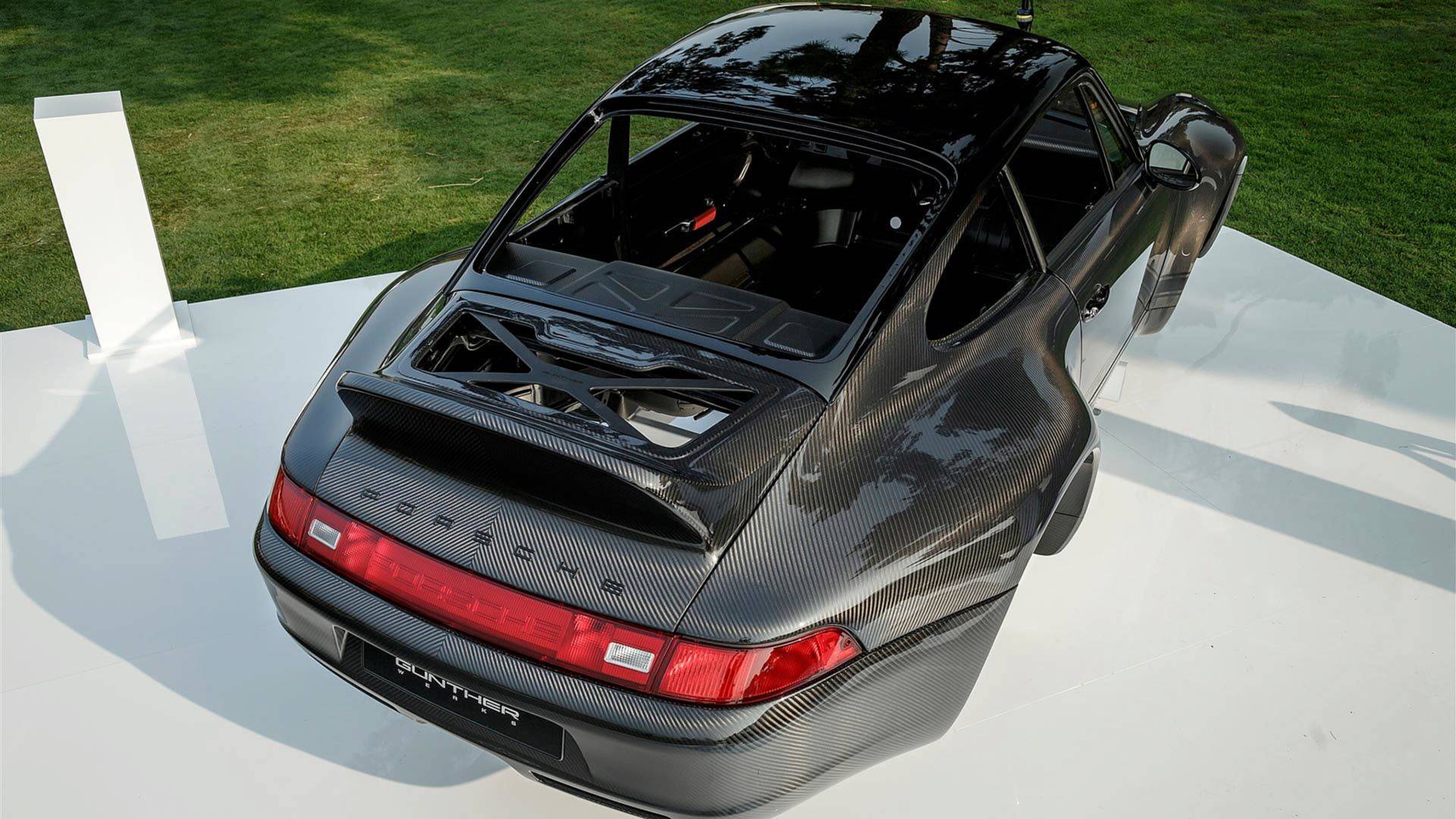 Gunther-Werks-400R-CarbonFiber-03 Nothing To See Here, Just A Glorious Naked-Carbon Porsche 993 Body By Gunther Werks
