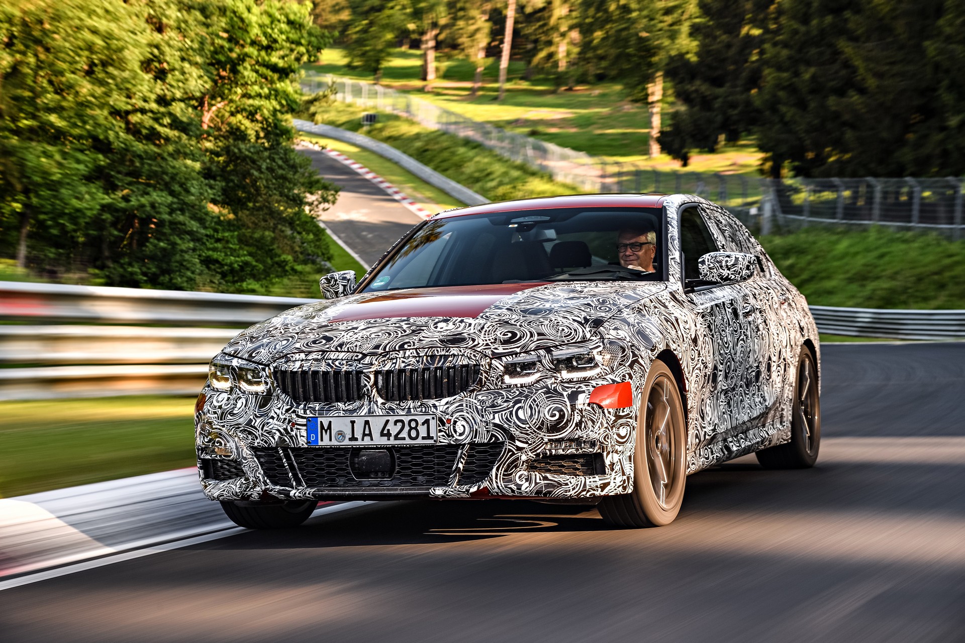 2019-BMW-3-Series-2 2019 BMW 3-Series Drops 121 Pounds, Will Have The Most Powerful Four-Cylinder Ever