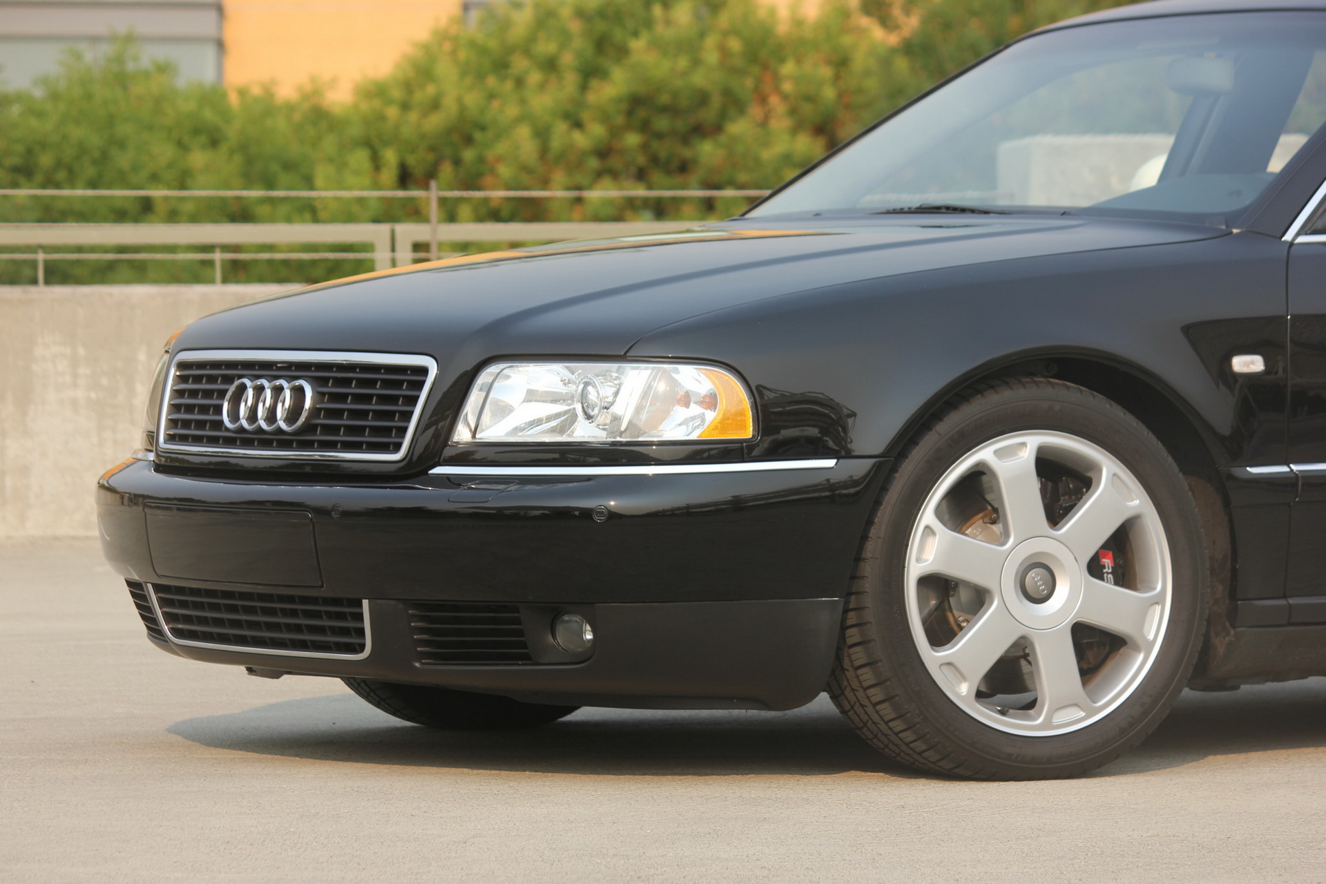2003-audi-a8l-auction-bat-10 $21k Wasn’t Enough To Secure This Refurbished 2002 Audi A8L