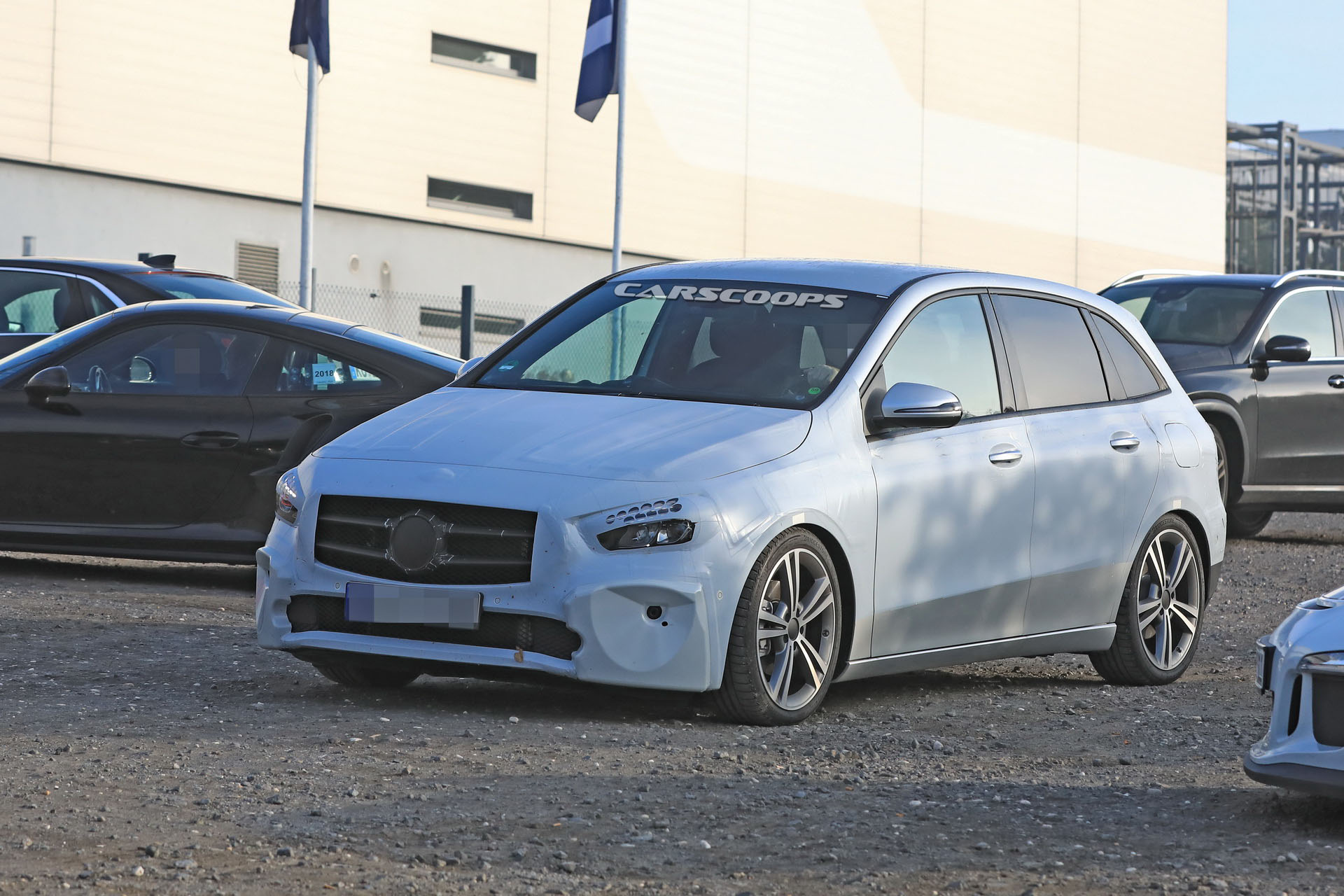Mercedes_B-Class_16 2019 Mercedes B-Class Minivan Gets In Line With Latest A-Class