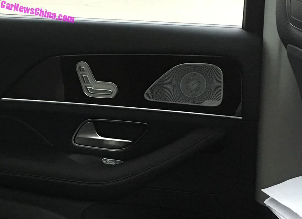 2019-mercedes-benz-gle-8 Let’s Take A Closer Look At The Interior Of The All-New Mercedes-Benz GLE