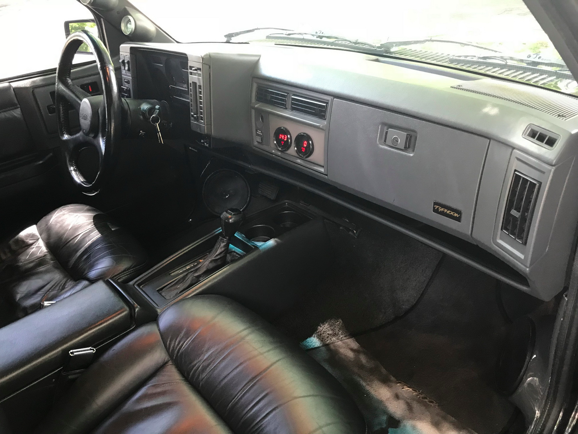 1993-gmc-typhoon-bat-auction-34 GMC Typhoon Turbo AWD Is Your 1990s Sleeper SUV