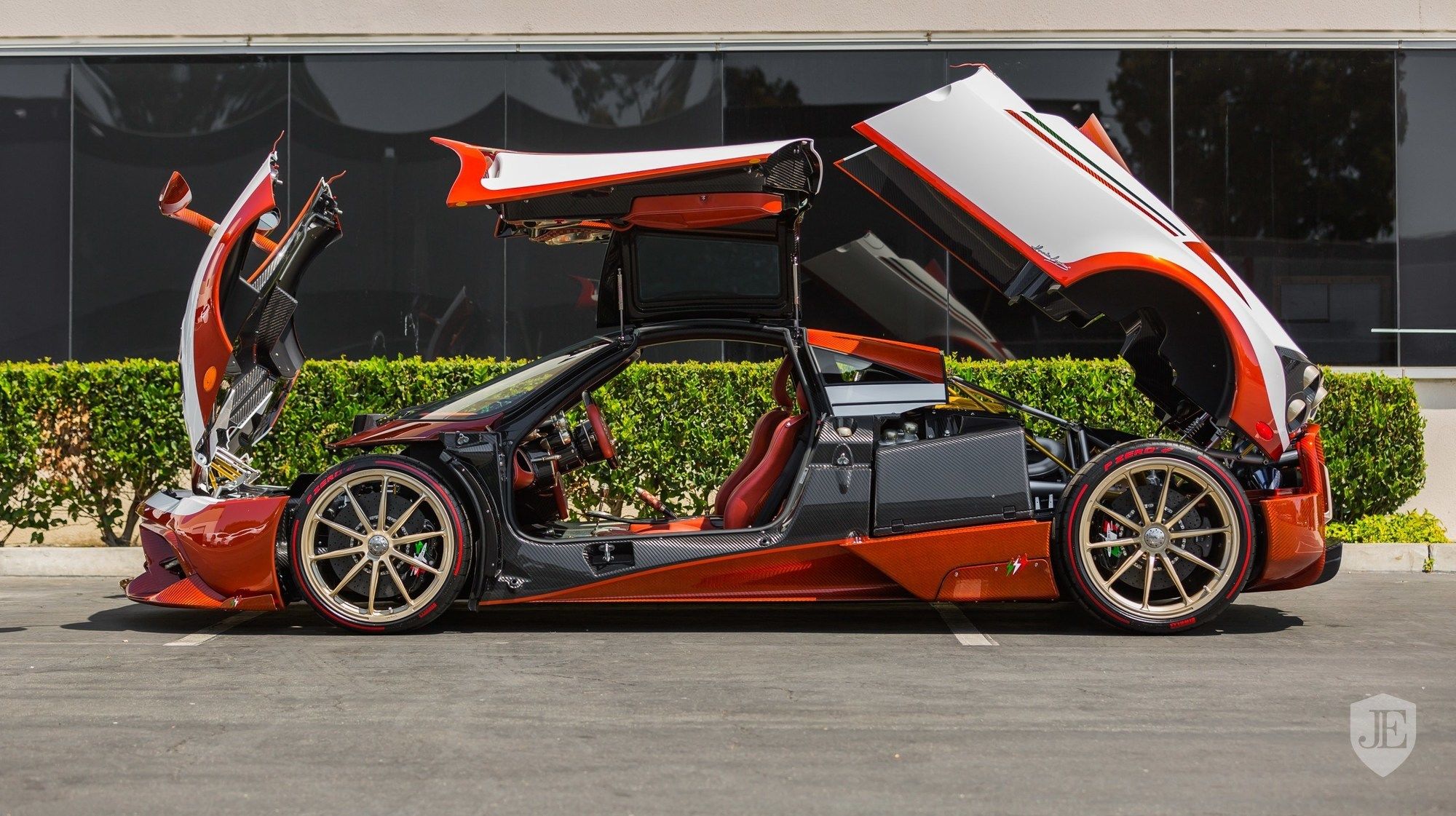Pagani-Huayra-Lampo-7 Lapo Elkann Selling His Bespoke Pagani Huayra With 5 Miles On The Odo