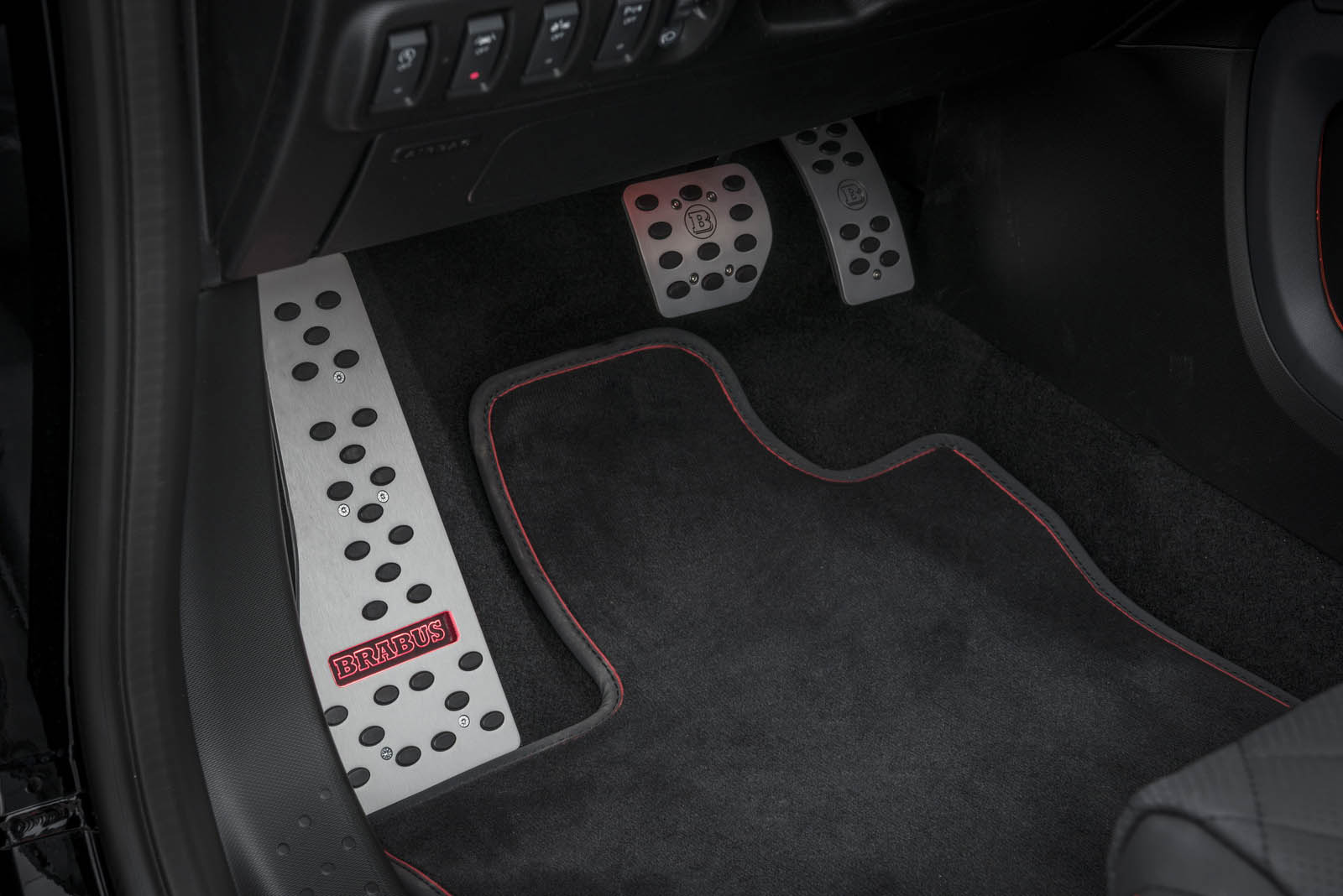 BRABUS-125R-b18aa0250 Brabus 125R Is The Mighty Mouse Of Smart Fortwo Cabrios With Almost Double The Power