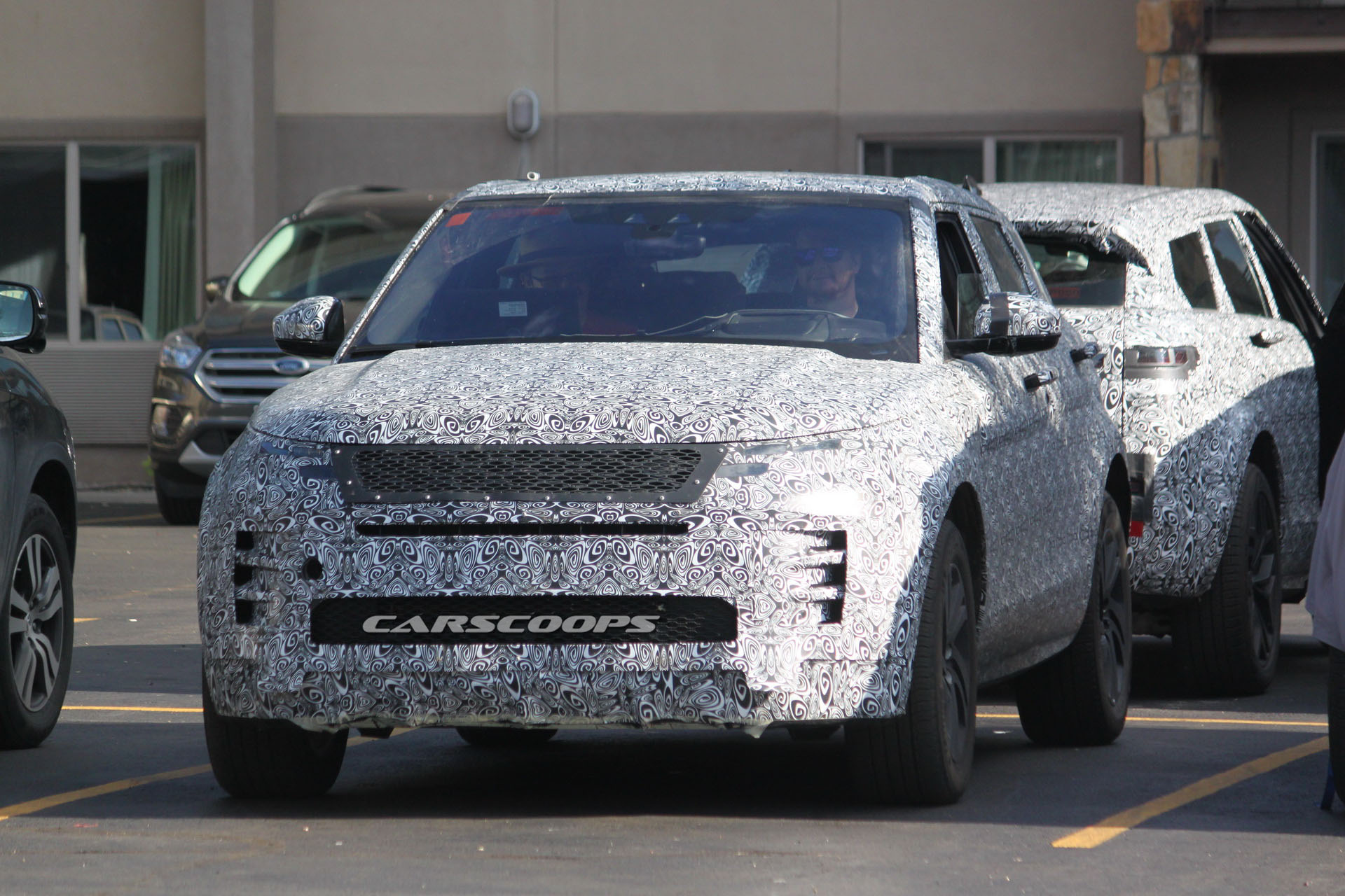 Range_Rover_Evoque_Reader_Scoop_01 U Spy 2019 Range Rover Evoque: Don’t Change A Winning Team