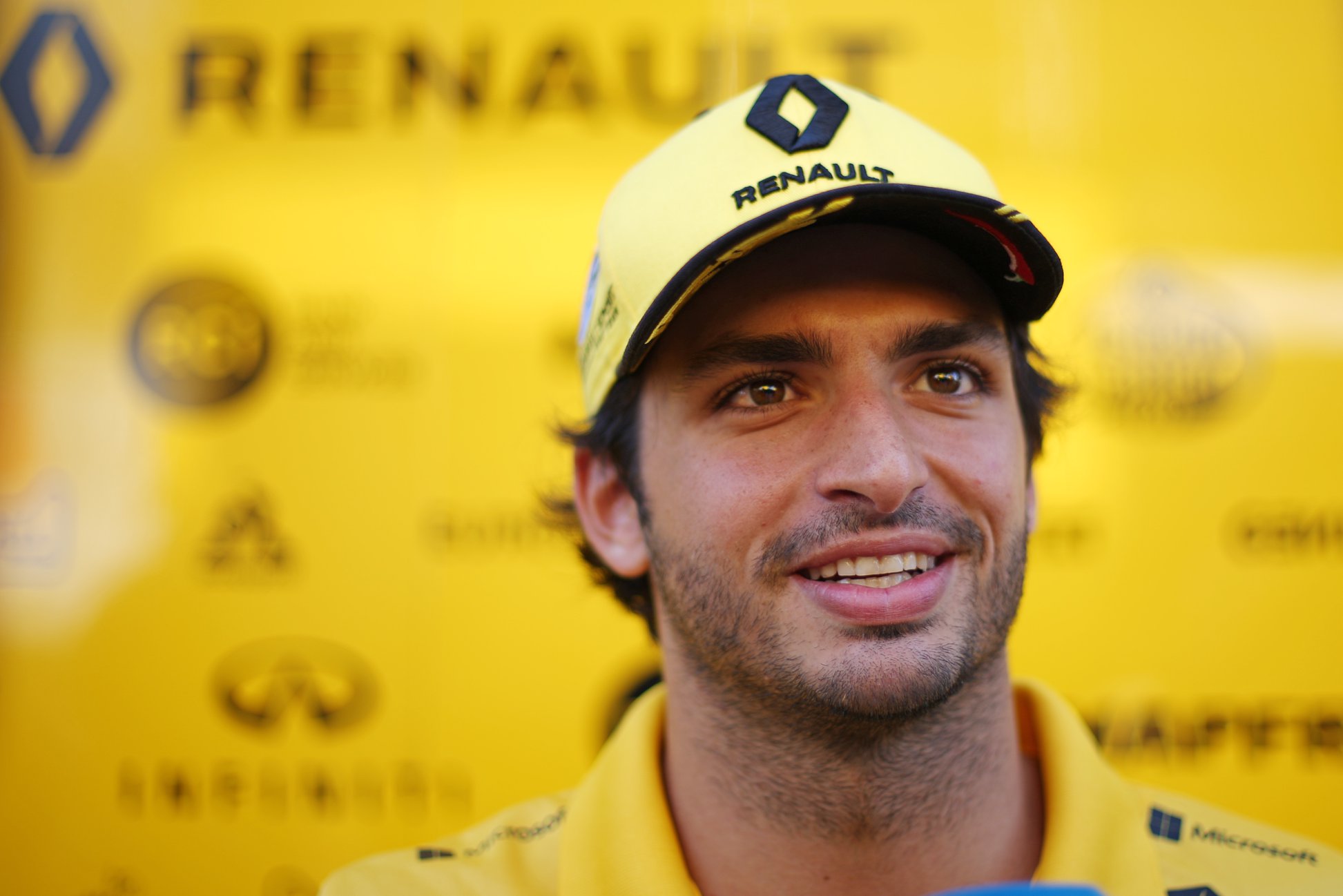 Carlos-Sainz-McLaren-1 McLaren Signs Carlos Sainz To Replace Fernando Alonso