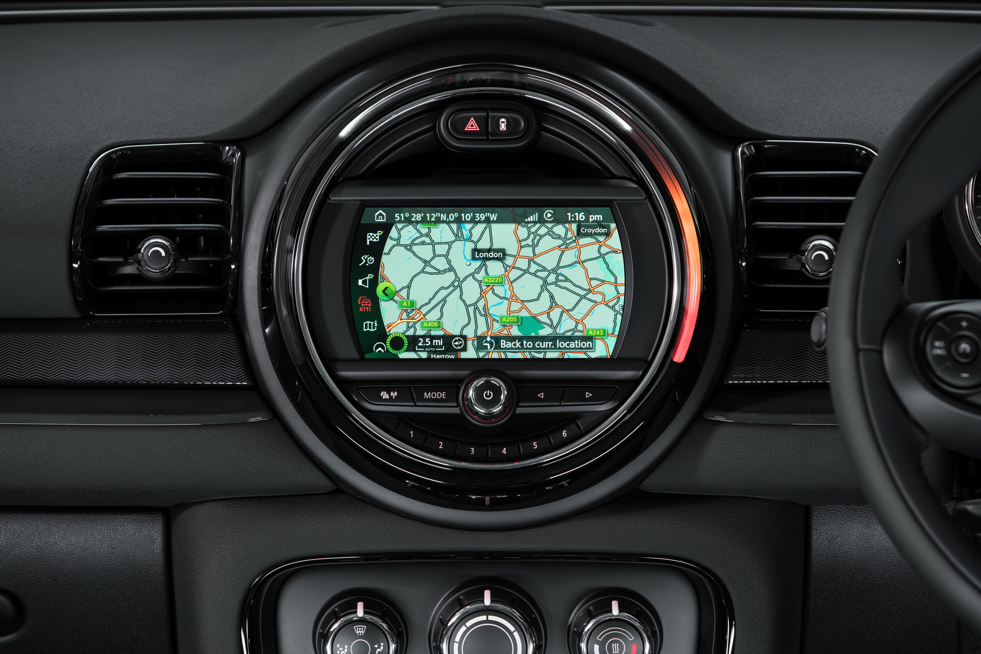 2018-mini-clubman-city-8 MINI Goes After Business And Fleet Buyers With More Affordable Clubman City