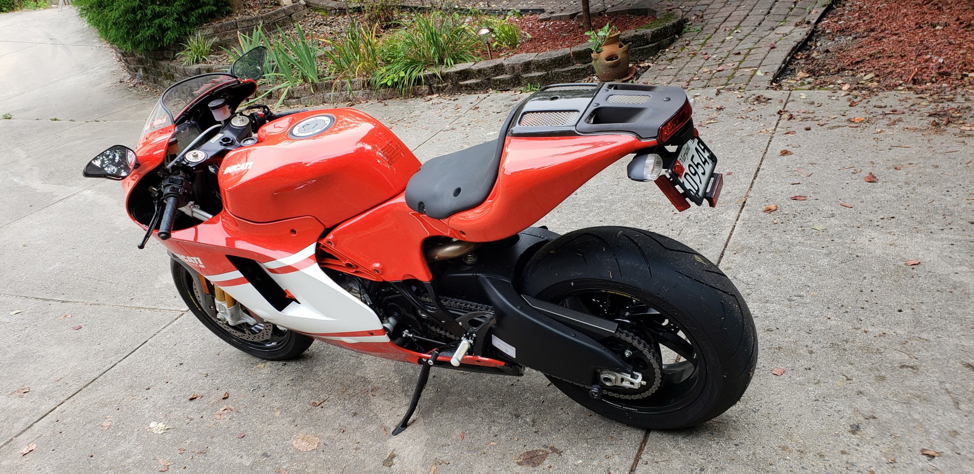 ducati-desmosedici-rr-auction-bat-10 Rare 2008 Ducati Desmosedici RR Will Cost You More Than $55k