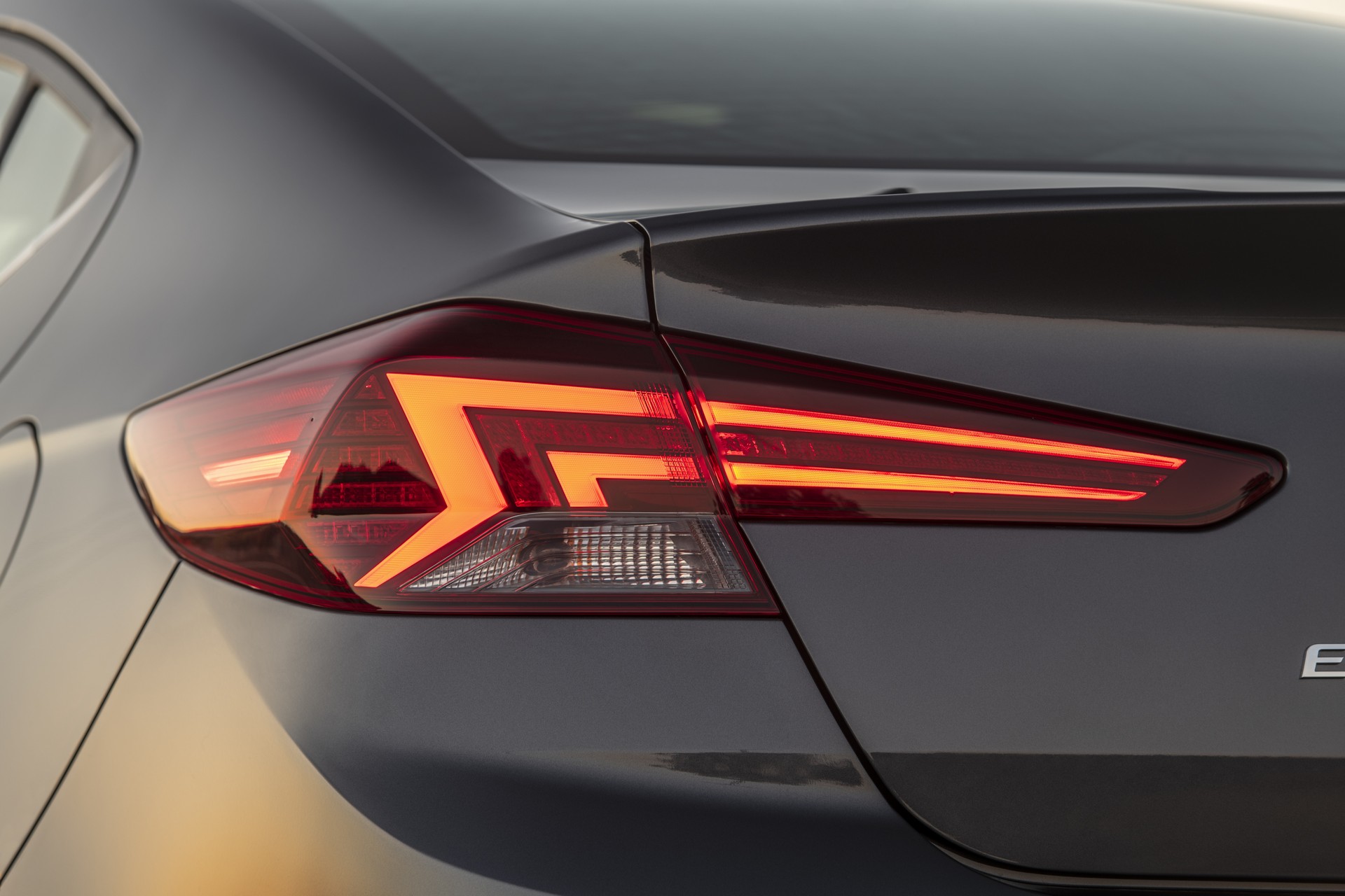 2019 Hyundai Elantra-14 2019 Hyundai Elantra Gets A Bold New Facelift And Updated Technology