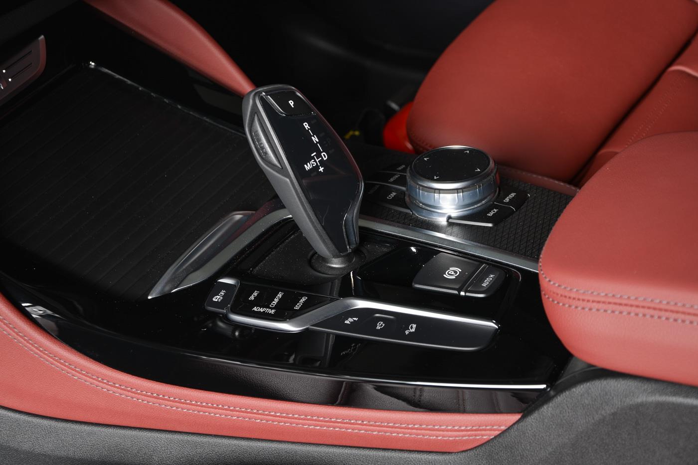 bmw-x4-m40i-tuned-abu-dhabi-6 New BMW X4 M40i Puts On M Performance And AC Schnitzer Parts