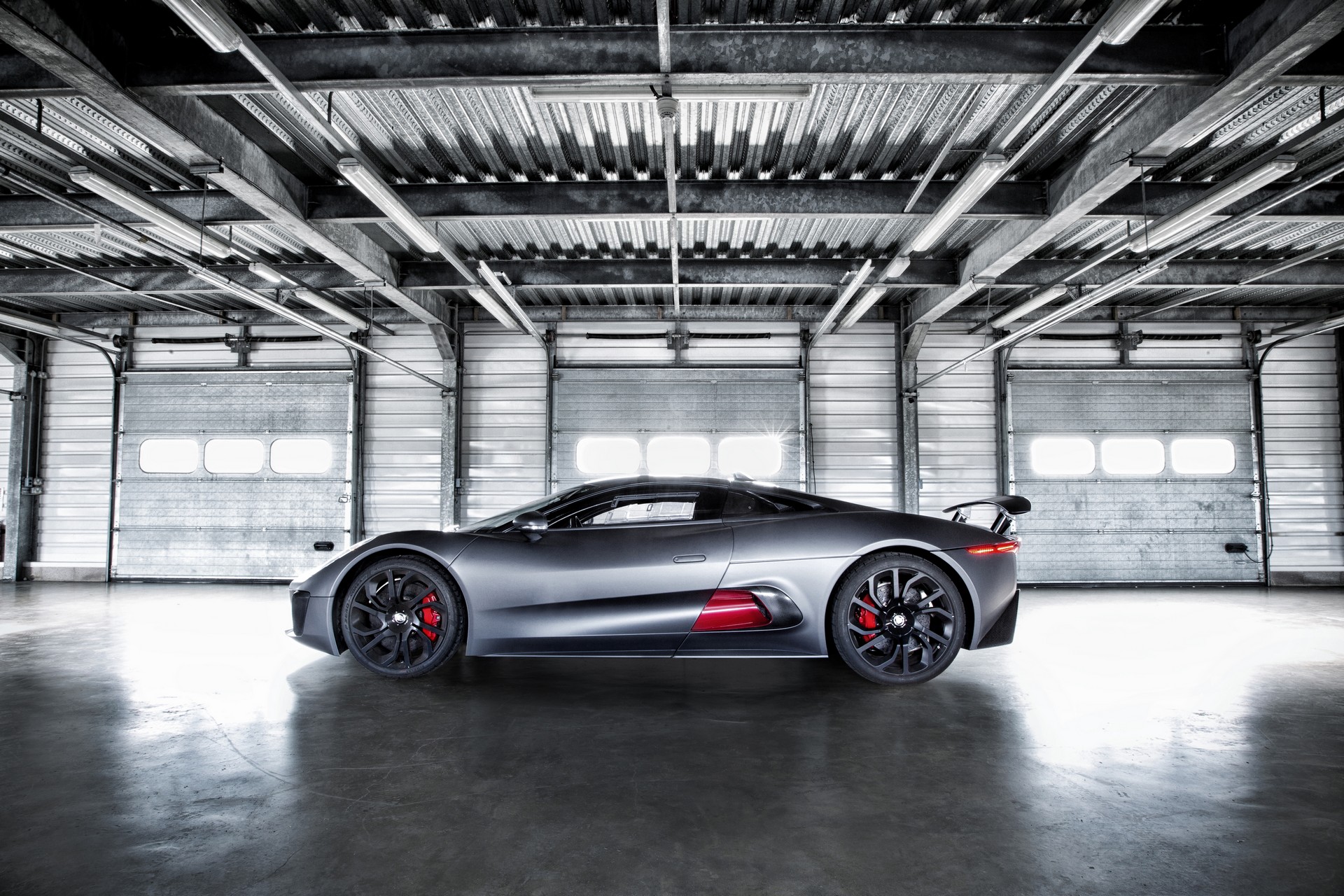 JAGUAR C-X75-8 Jaguar’s Reportedly Working On A Mid-Engine Hybrid Supercar With 550+ HP