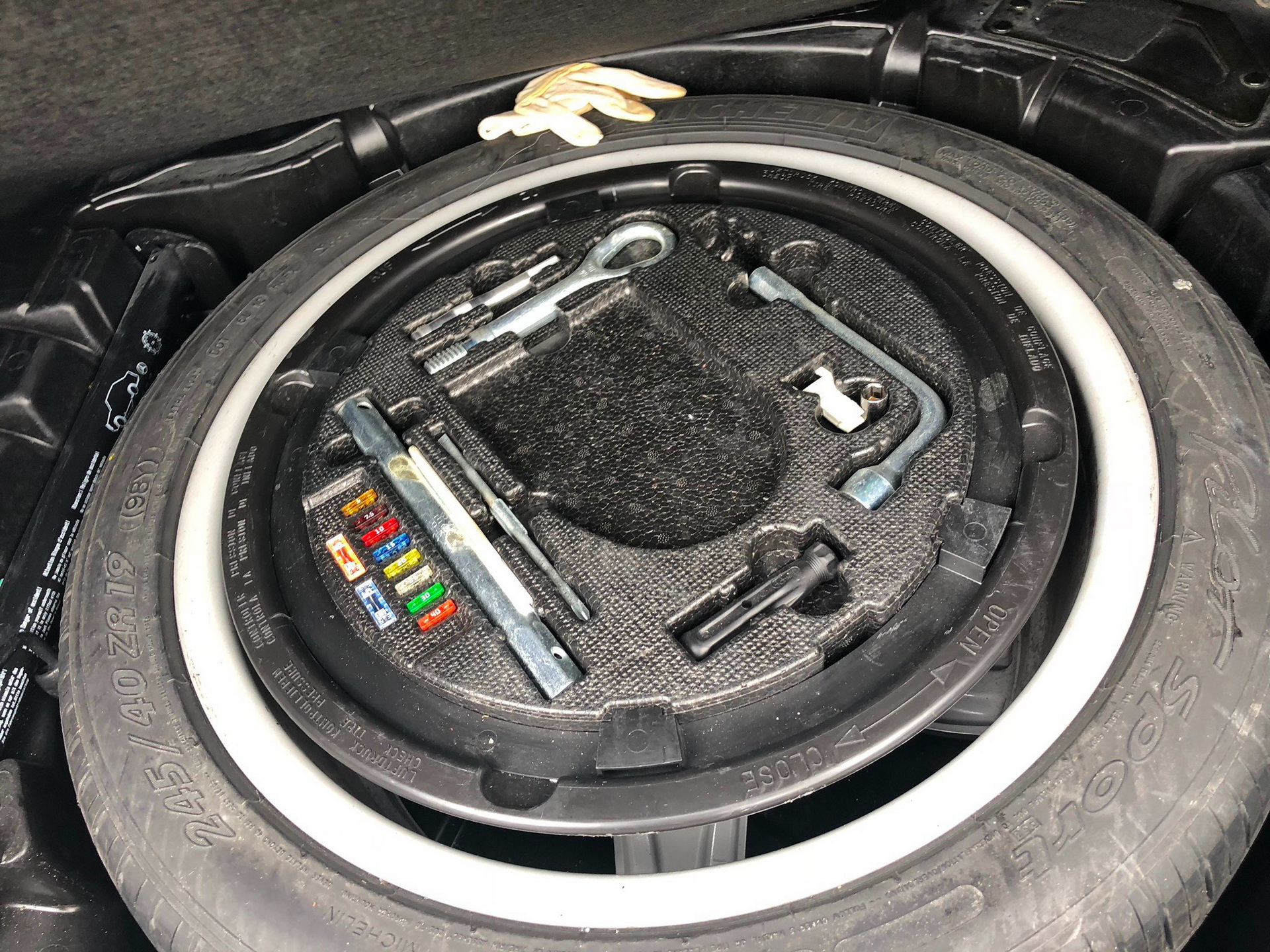 2006-mercedes-s65-bat-auction-27 You Can Get A Super Clean 604 HP Mercedes S65 AMG For Less Than $20k