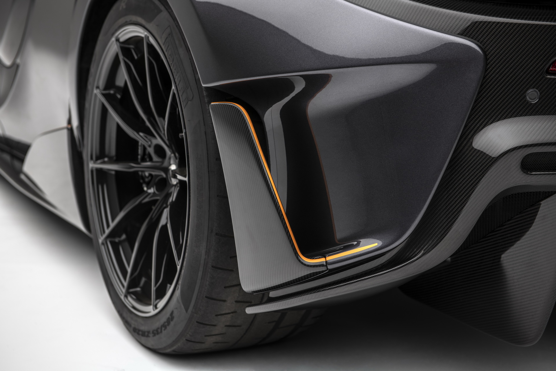 mclaren-600lt-mso-stealth-grey-pebble-beach-13 MSO-Tuned McLaren 600LT Coming To Pebble Beach
