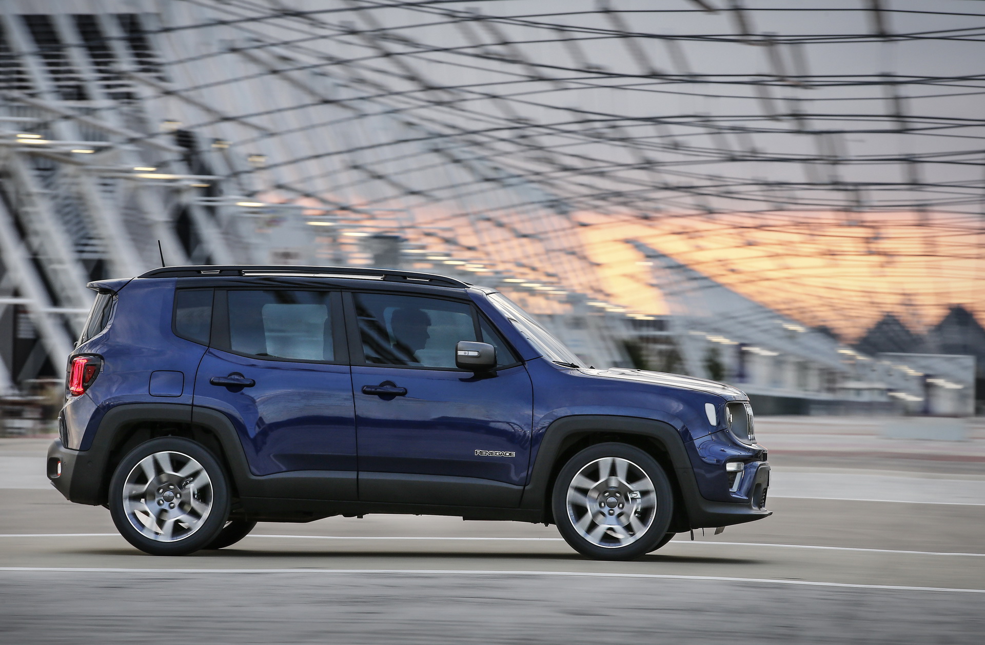 2019-Jeep-Renegade-11 2019 Jeep Renegade: Here’s What The Facelifted Model Costs In The UK