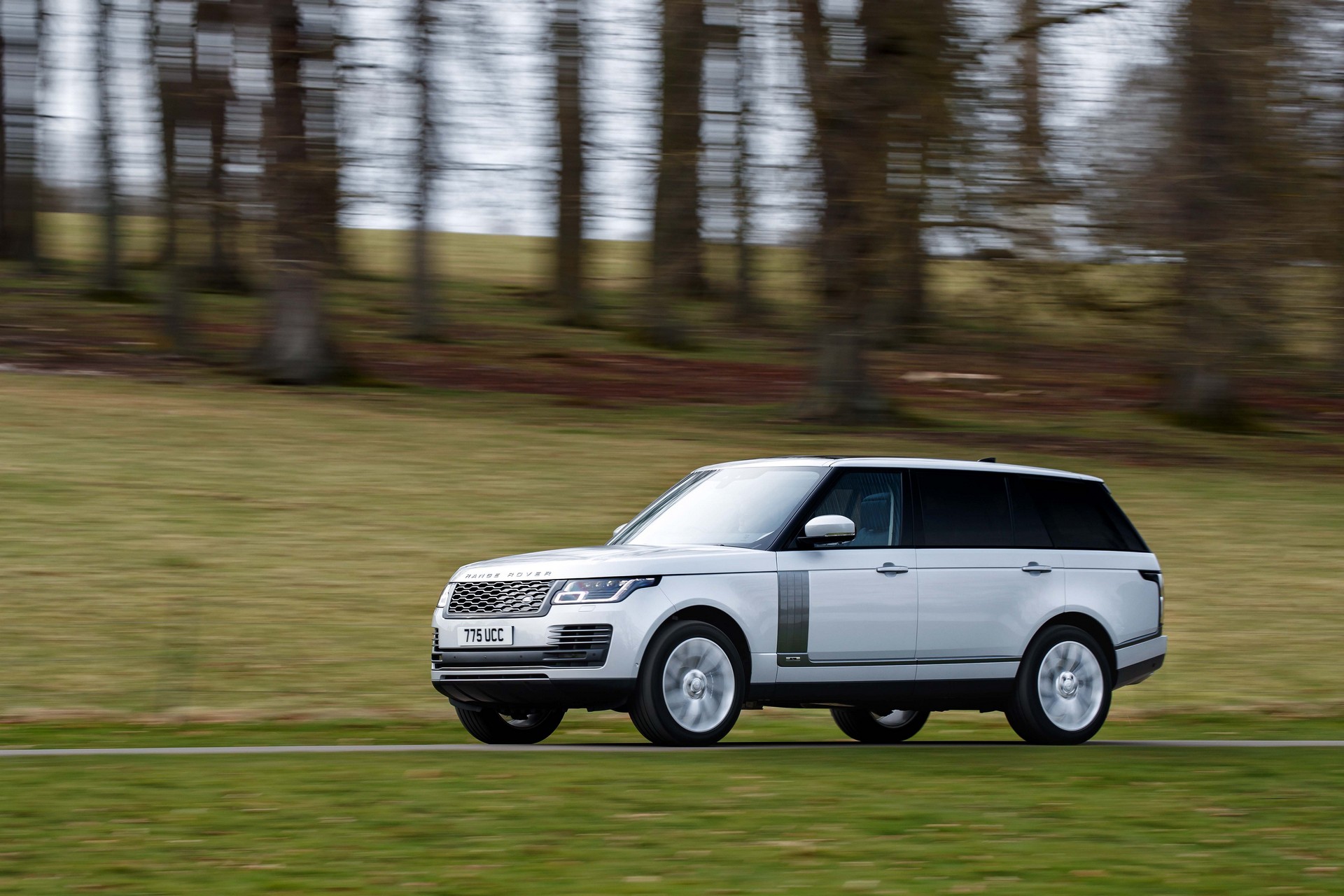 2019-Range-Rover-11 2019 Range Rover Gains Plug-In Hybrid Variant In US