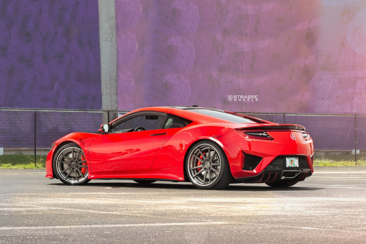 Acura-NSX-Strasse-8 Acura NSX Looks Killer With Strasse Wheels And Curva Red Paint
