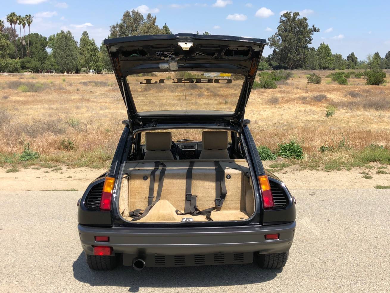 1985-renault-r5-turbo-2-evo-bat-auction-5 1985 Renault R5 Turbo 2 Evo Will Help You Make A French Connection