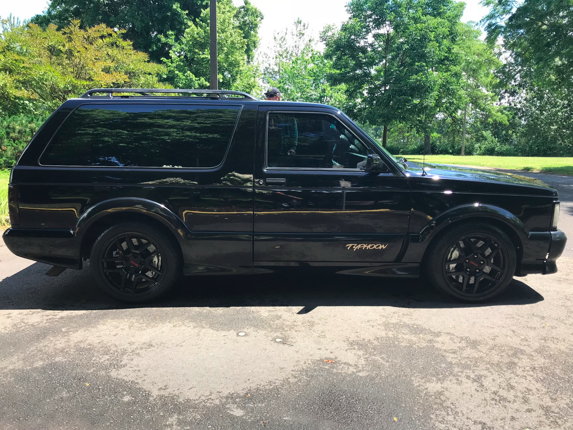 1993-gmc-typhoon-bat-auction-9 GMC Typhoon Turbo AWD Is Your 1990s Sleeper SUV