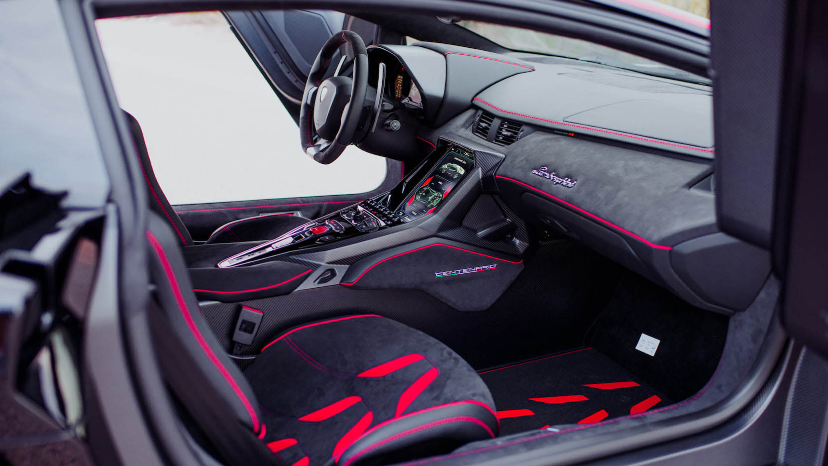 2017-lamborghini-centenario-mecum-monterey-05 Head To Monterey, Come Back With A Super-Rare Lamborghini Centenario