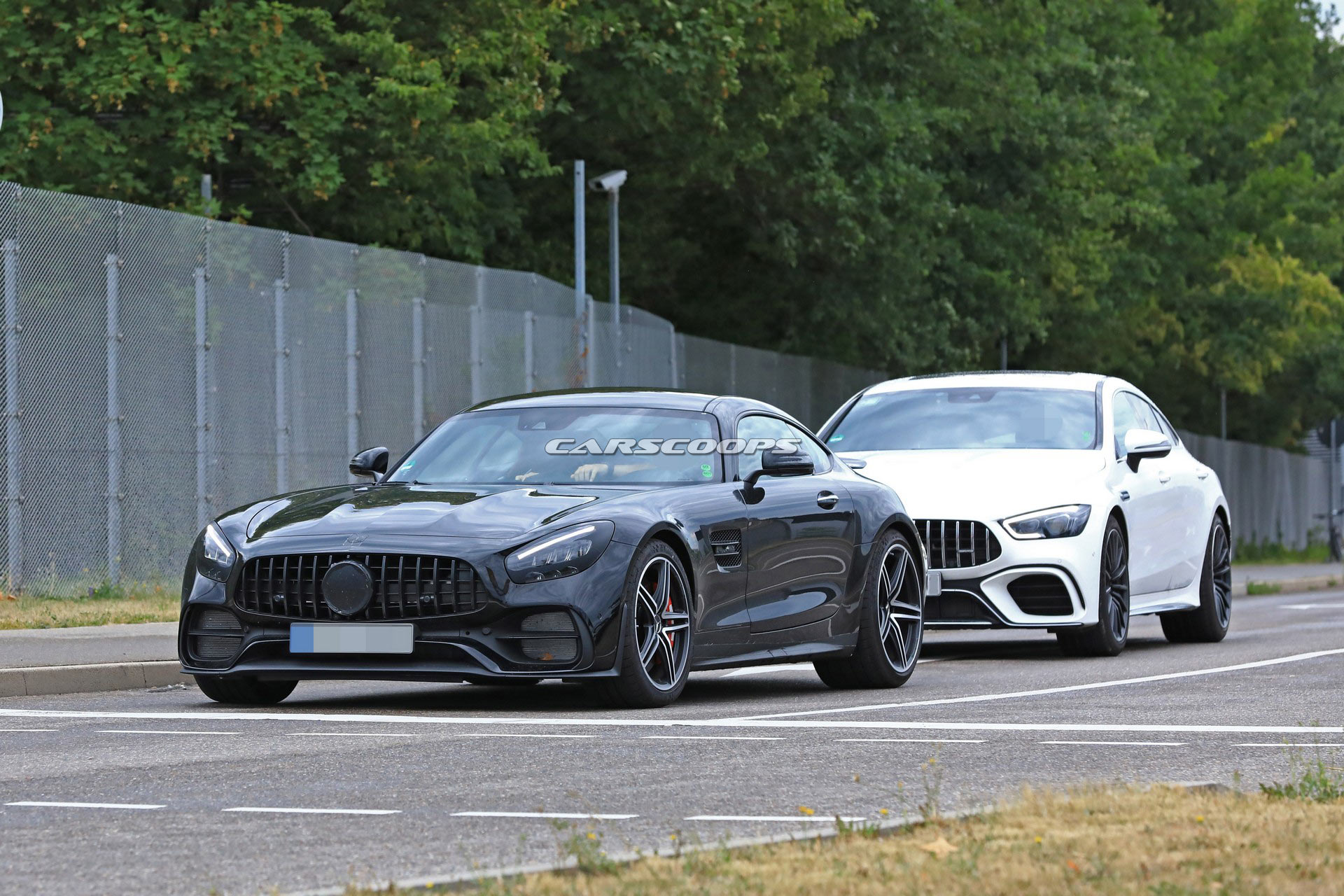 Mercedes-AMG-GT-Facelift-Spy-13 Mercedes-AMG GT Facelift Spotted, Sports Updates Inside And Out