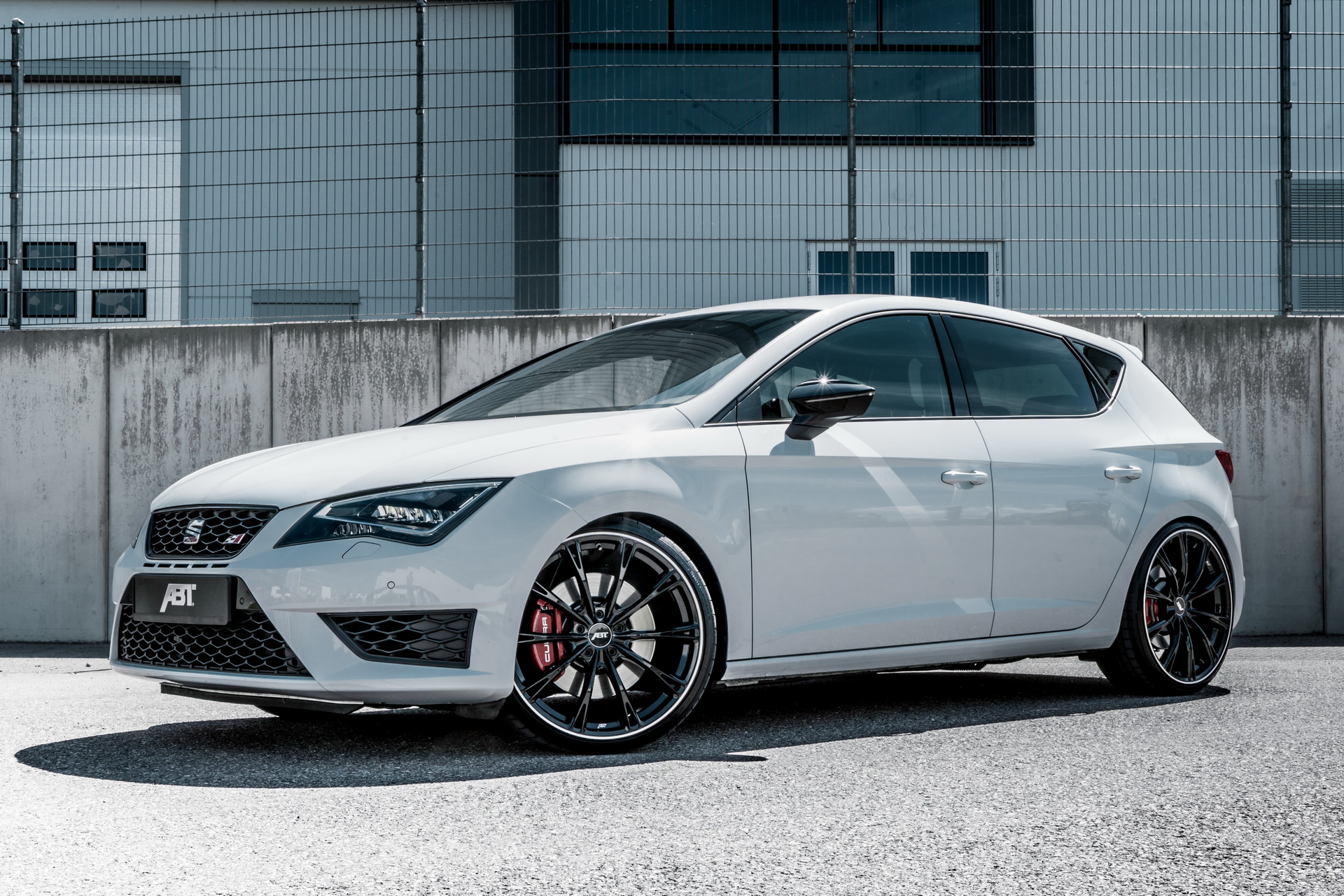 seat-leon-cupra-abt-tuning-10 ABT’s 370PS Seat Leon Cupra Can Mix It With RS3s And A45 AMGs
