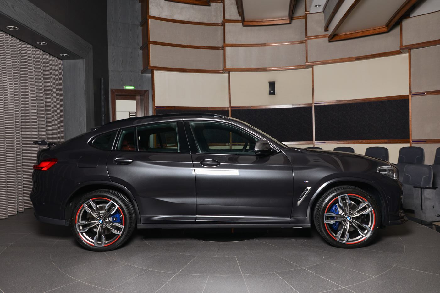 bmw-x4-m40i-tuned-abu-dhabi-9 New BMW X4 M40i Puts On M Performance And AC Schnitzer Parts
