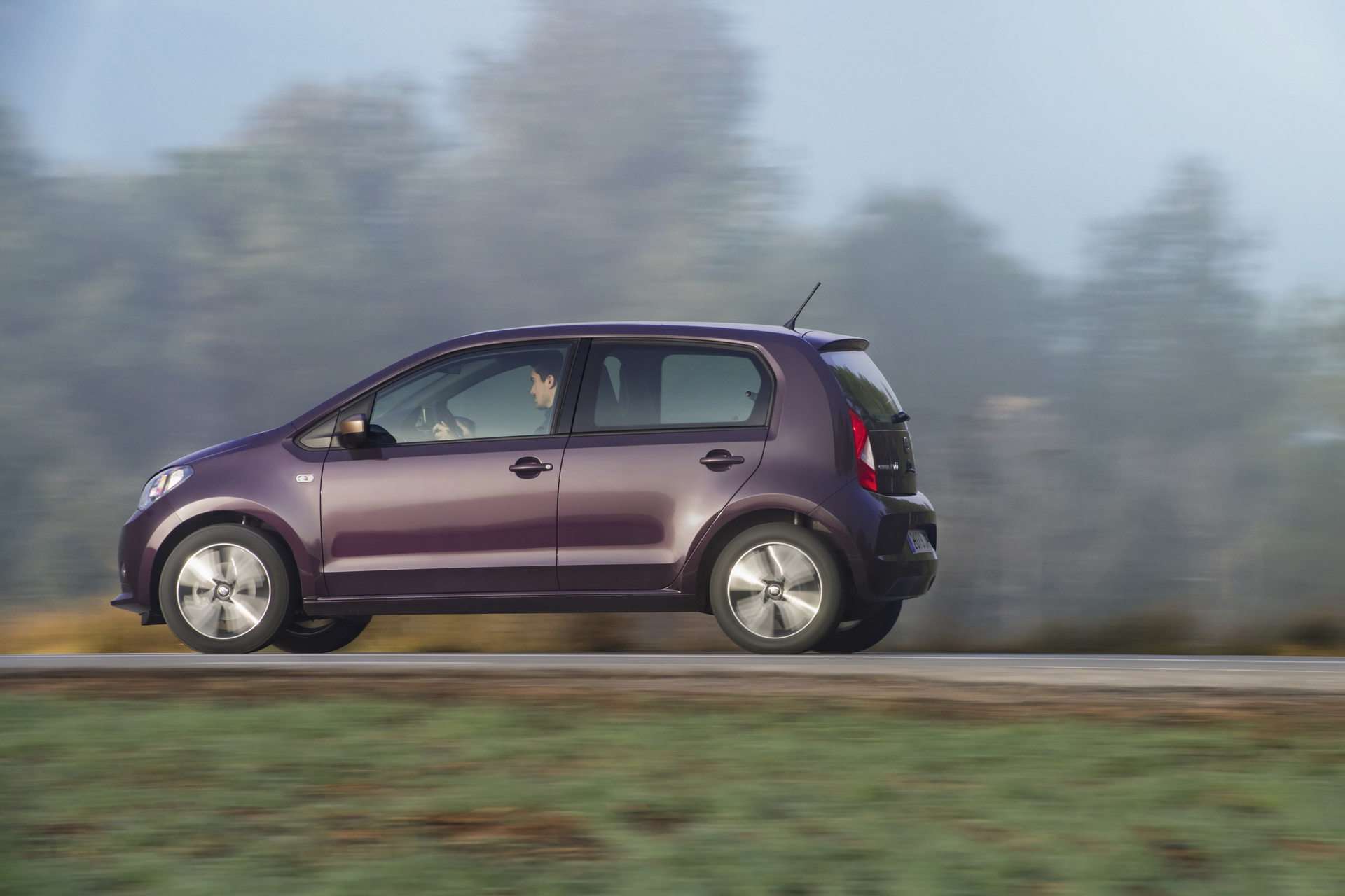 2018-seat-mii-3 SEAT Drops 3-Door Mii From Lineup, Simplifies Trim Levels
