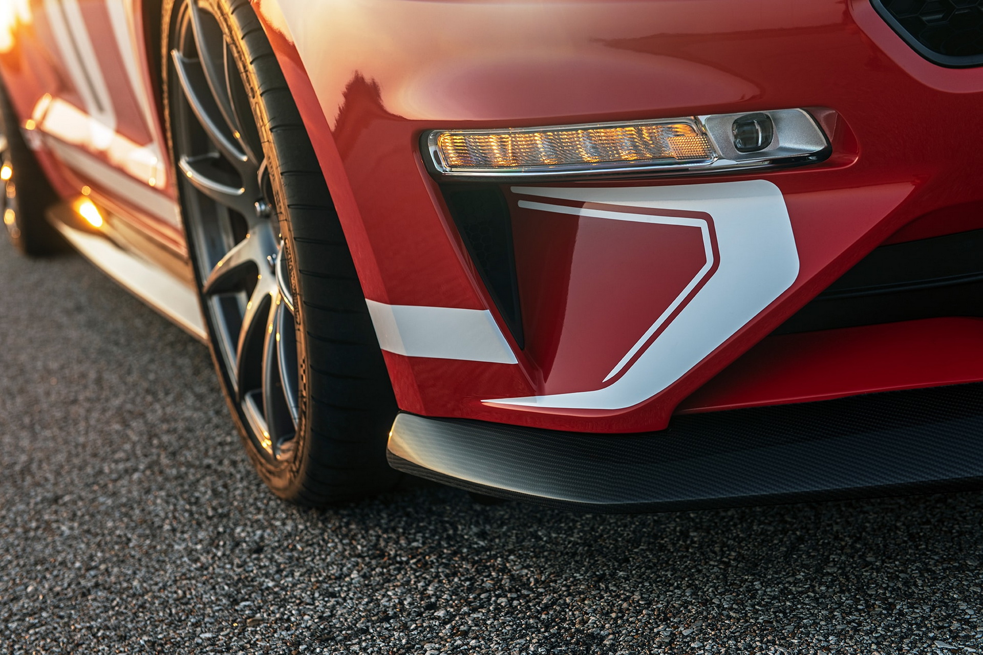 2018-ford-mustang-tuning-hennessey-heritage-edition-21 Hennessey’s New 808HP Ford Mustang Heritage Edition Is Inspired By The GT