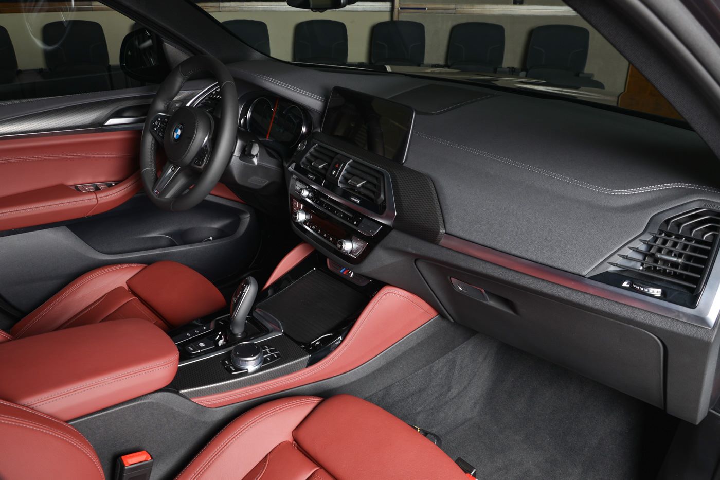 bmw-x4-m40i-tuned-abu-dhabi-7 New BMW X4 M40i Puts On M Performance And AC Schnitzer Parts