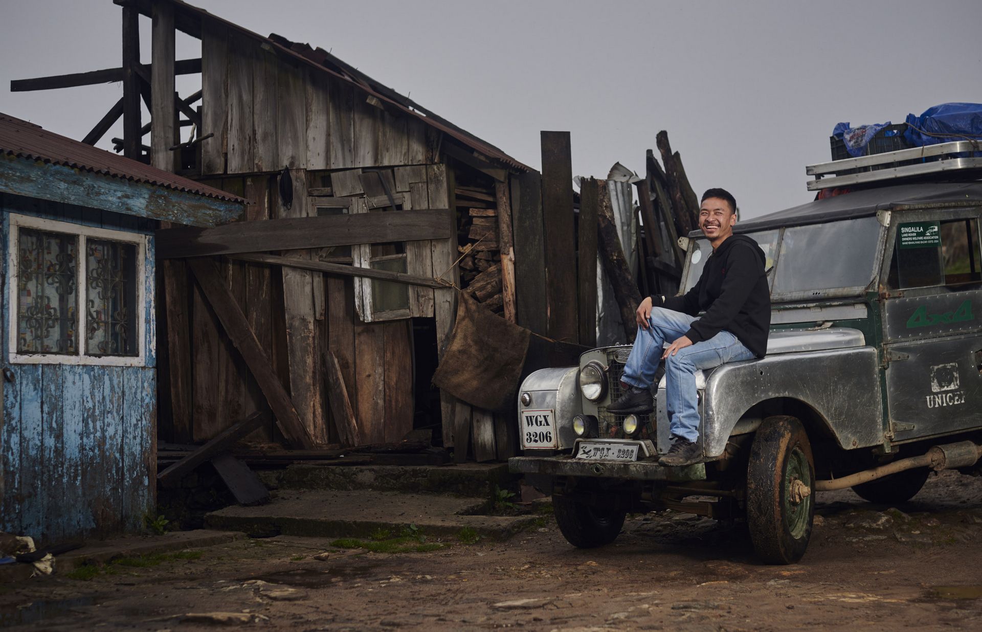 Land-Rover-Defender-Himalaya-19 This Tiny Himalayan Village Runs A Fleet Of Land Rover Defenders