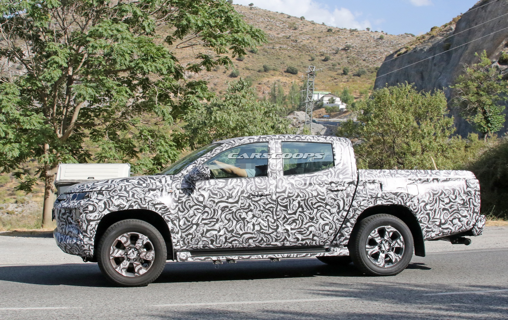 2019-mitsubishi-l200-facelift-spy-8 Mitsubishi Teases The Facelifted Triton / L200, Says It’s Coming Soon