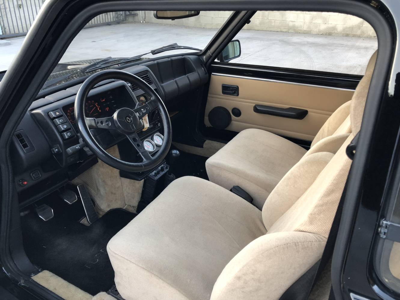 1985-renault-r5-turbo-2-evo-bat-auction-43 1985 Renault R5 Turbo 2 Evo Will Help You Make A French Connection