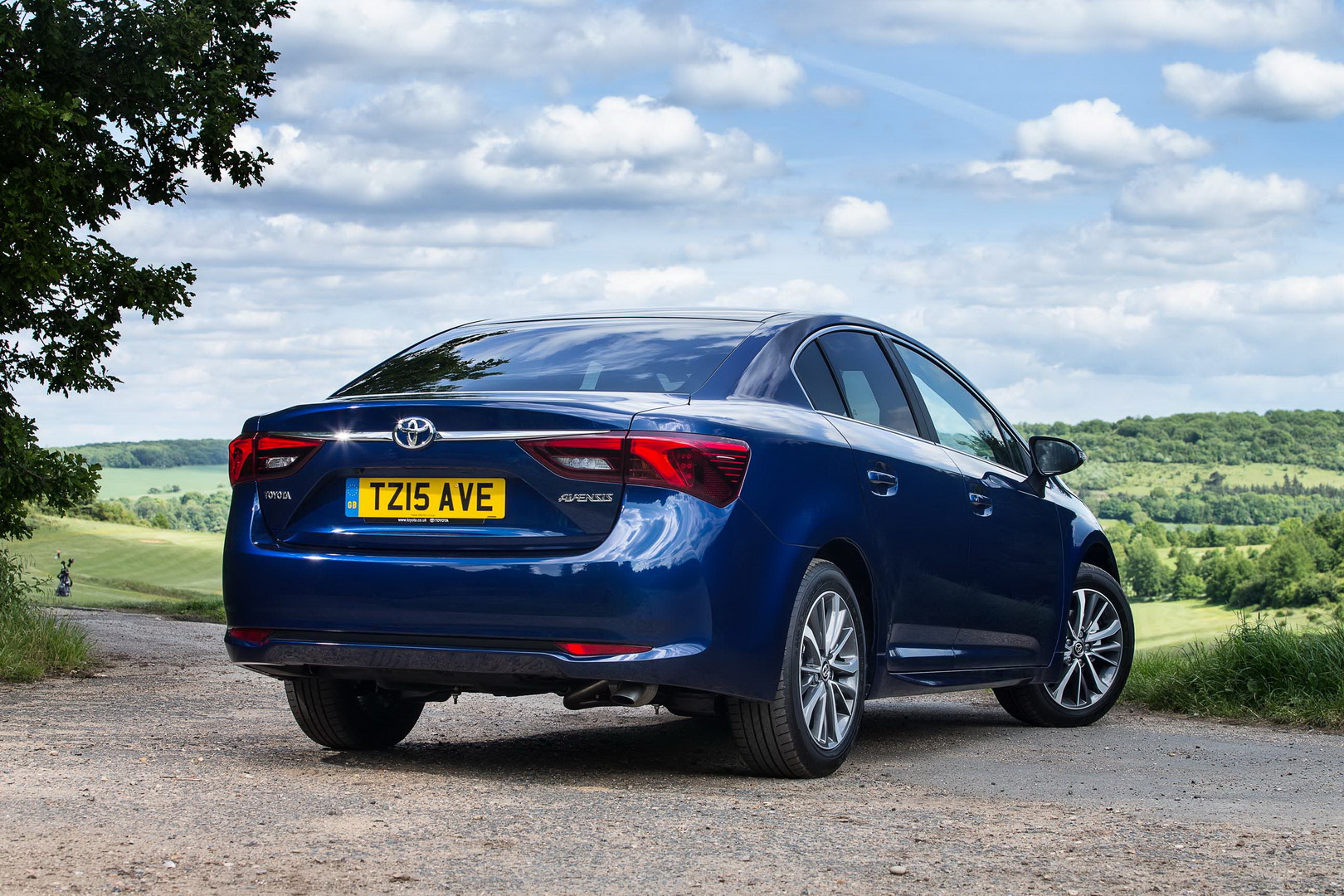 toyota-avensis-8 Sorry Sir, You Cannot Order An Avensis Anymore; May We Suggest The Camry Hybrid?