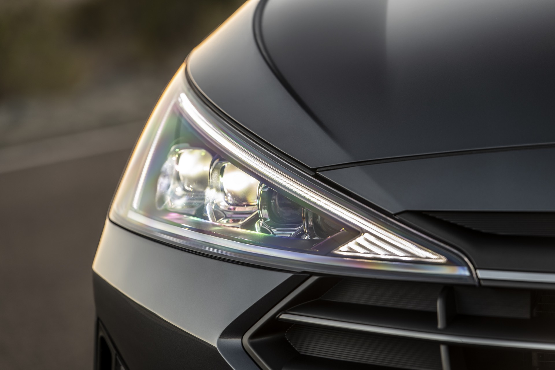 2019 Hyundai Elantra-10 2019 Hyundai Elantra Gets A Bold New Facelift And Updated Technology