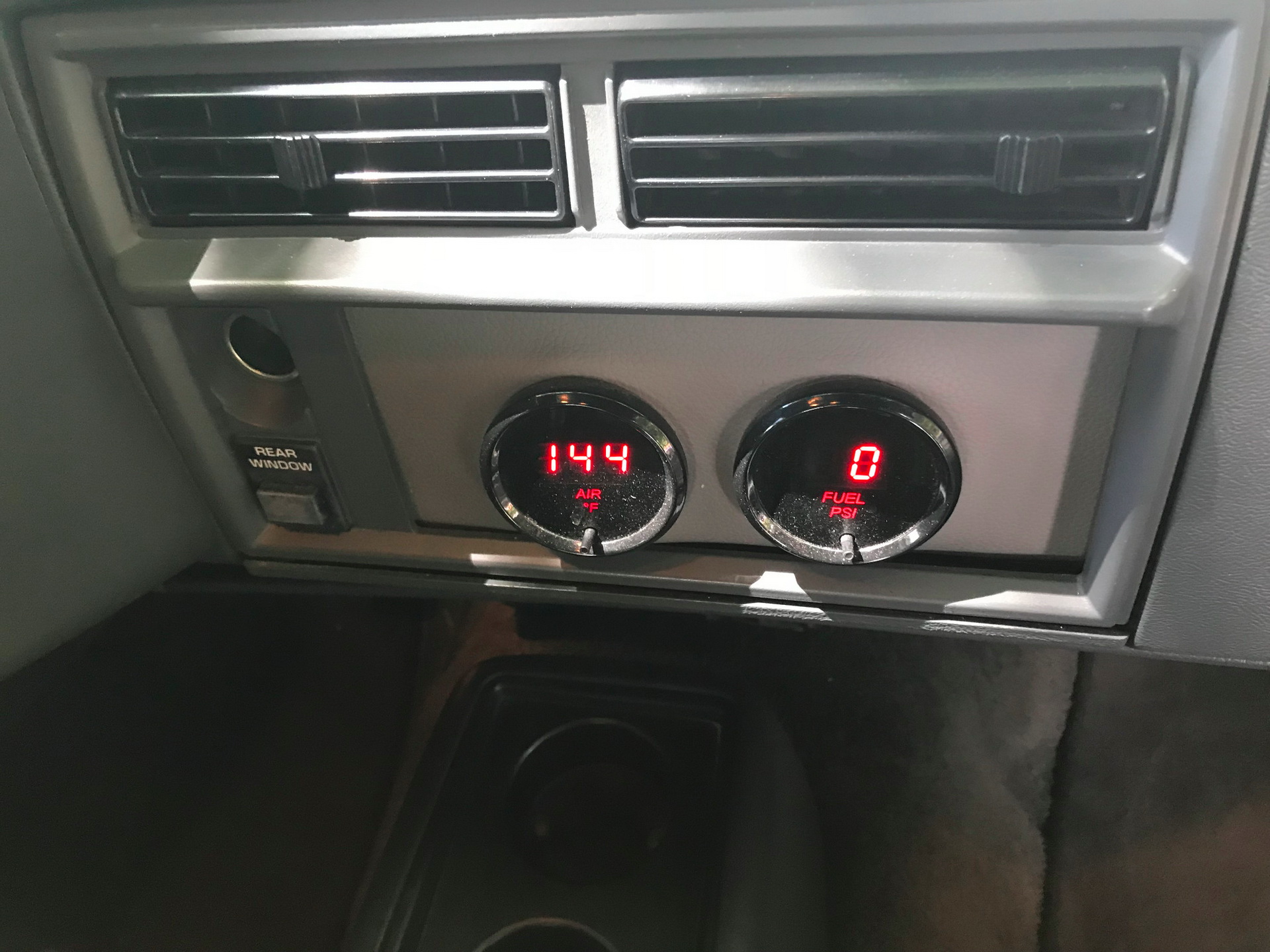 1993-gmc-typhoon-bat-auction-43 GMC Typhoon Turbo AWD Is Your 1990s Sleeper SUV