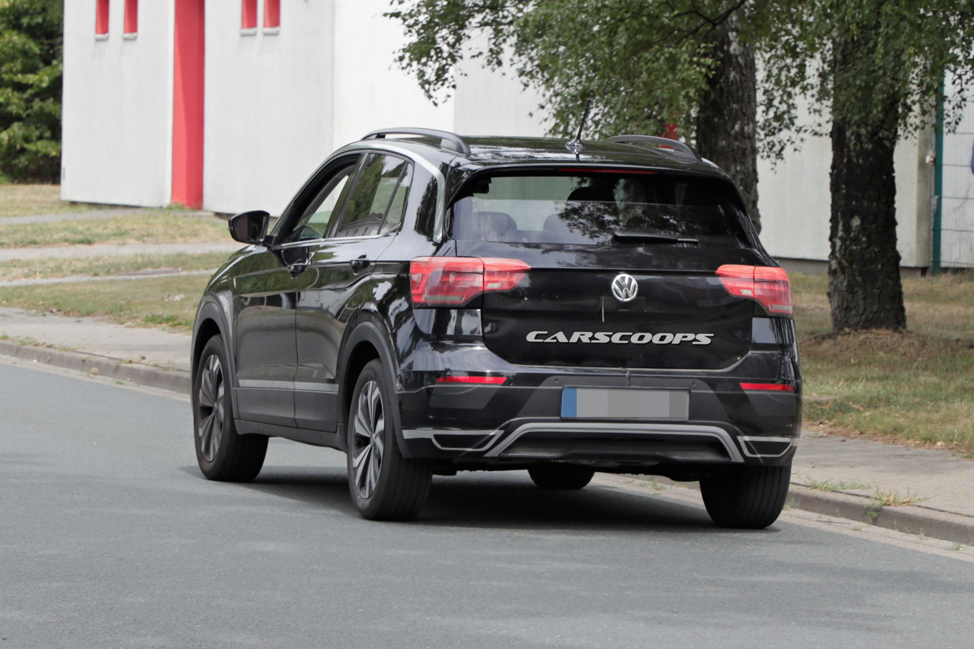 2019_VW_TCross_Scoop_12 2019 VW T-Cross Small SUV Reveals More Of Its Design In Latest Spy Shots