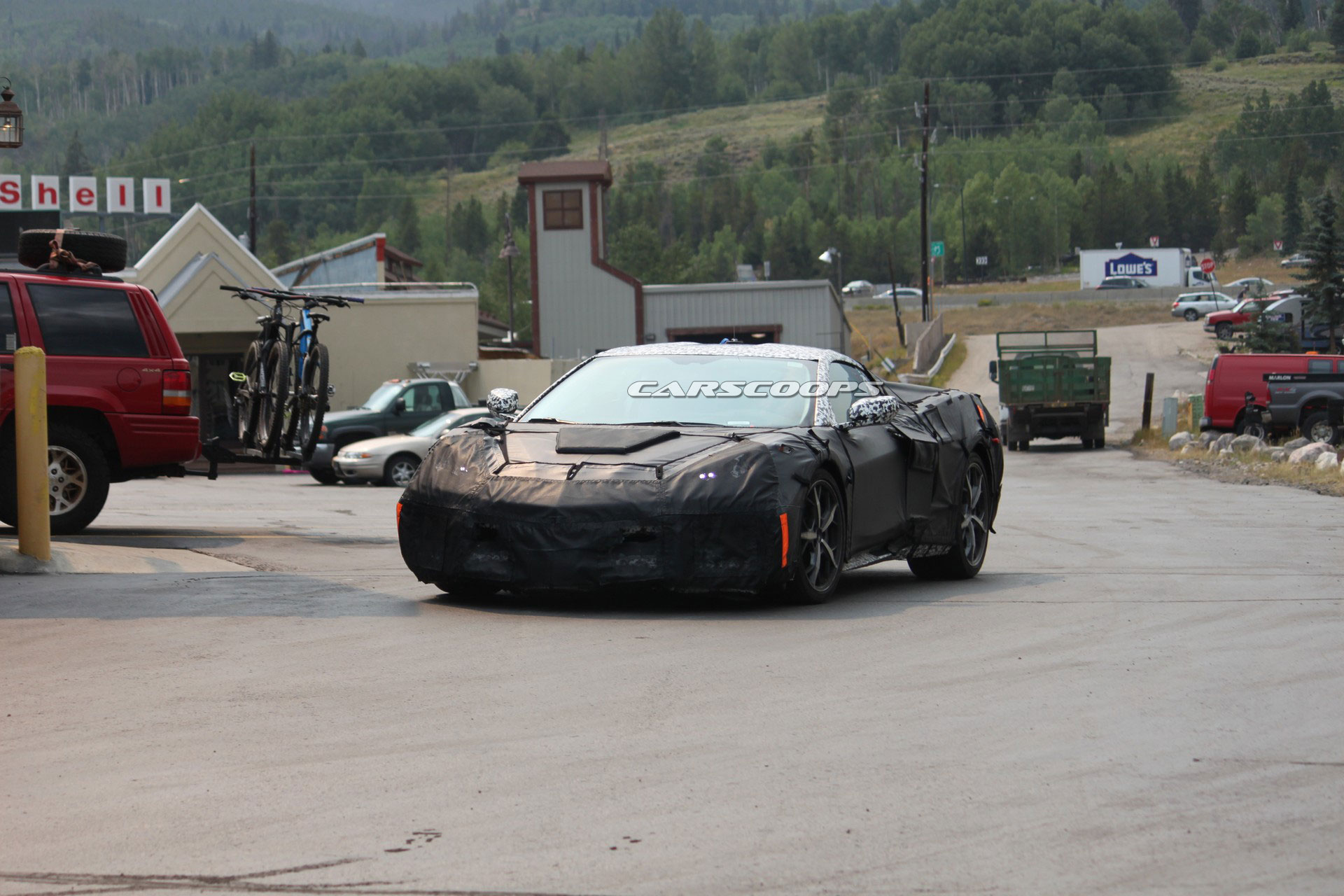 2020-Mid-Engine-Corvette-Spy-15 2020 Mid-Engine Corvette Getting Ready To Attack Ferraris (Now, On Video Too)