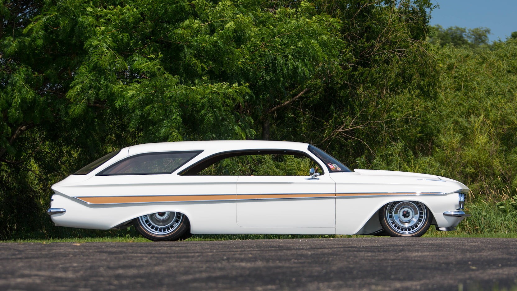 Chevrolet-Impala-Restomod-8 This 1961 Chevrolet Impala Restromod Isn’t Your Typical Wagon