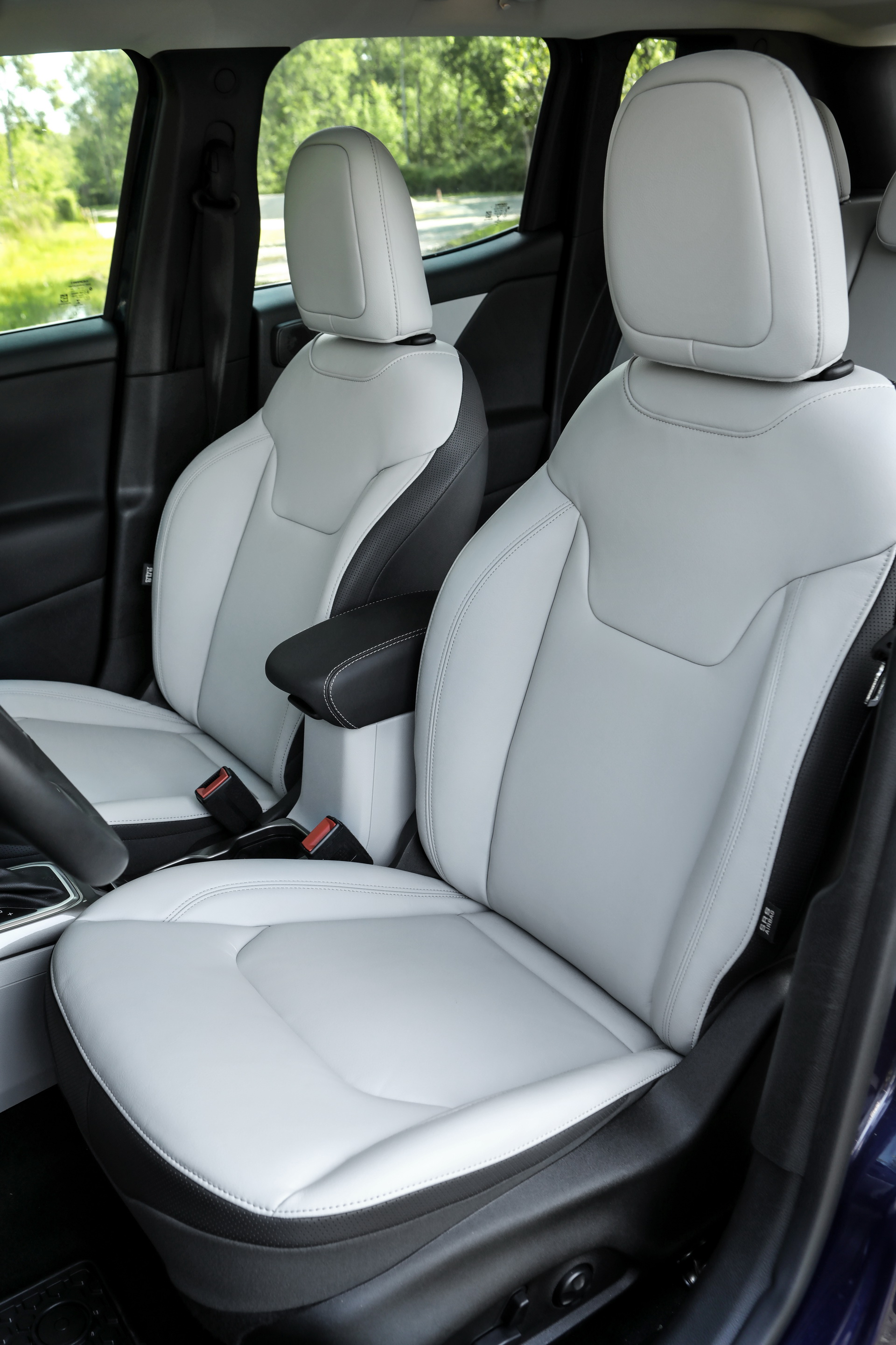 2019-Jeep-Renegade-22 2019 Jeep Renegade: Here’s What The Facelifted Model Costs In The UK