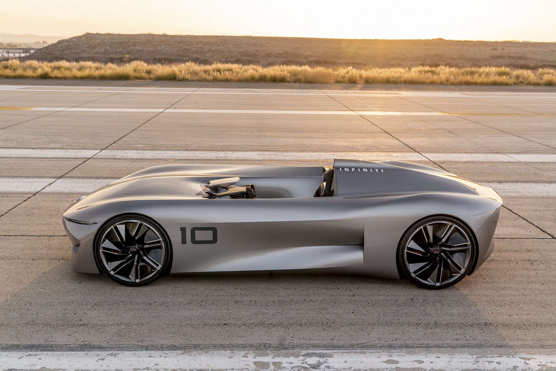 Infiniti Prototype 10-61 Infiniti’s Prototype 10 Is A Futuristic Speedster Inspired By Electrified Performance
