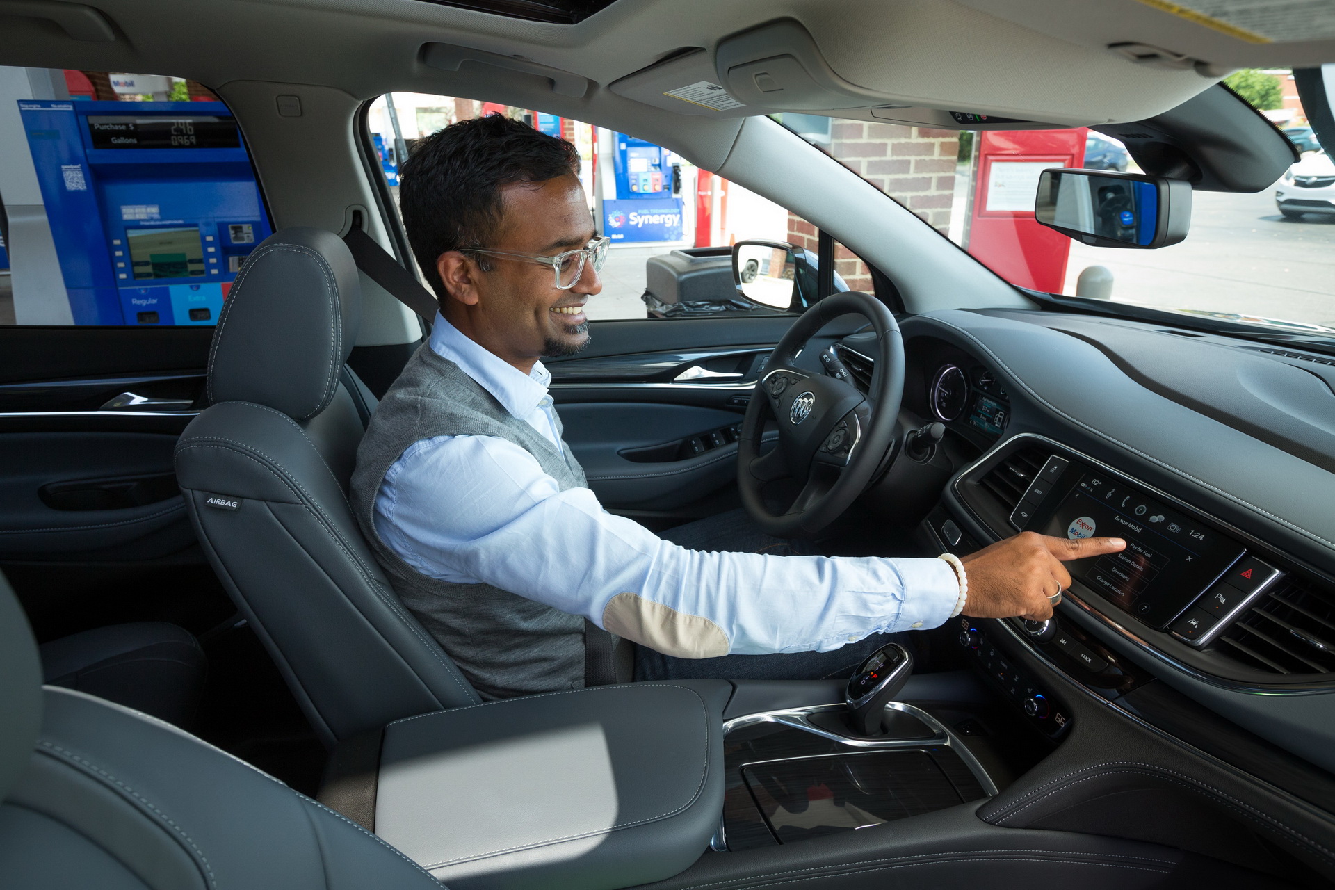 buick-marketplace-gas-pump-exxon-2 You Can Now Pay For Gas Via Your Buick’s Infotainment System