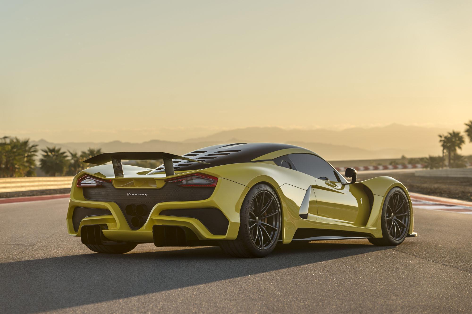Hennessey-Venom-F5-14-1 copy Hennessey Venom F5 Twin-Turbo 7.6-Liter V8 Unveiled With 1600+ HP
