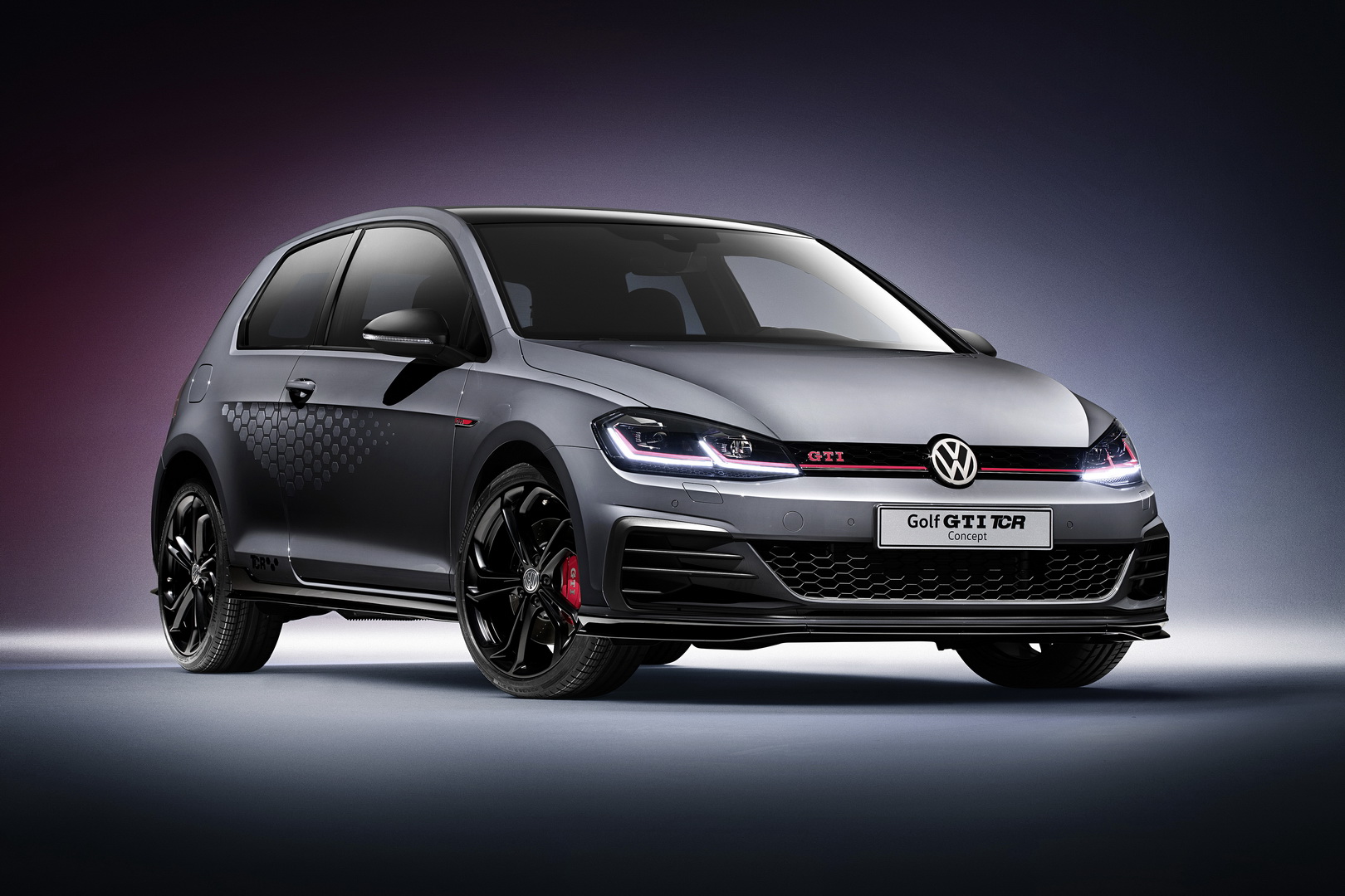 vw-golf-gti-tcr-concept-3 VW Golf GTI TCR Expected In Showrooms This Year, Will Slot Under The Golf R